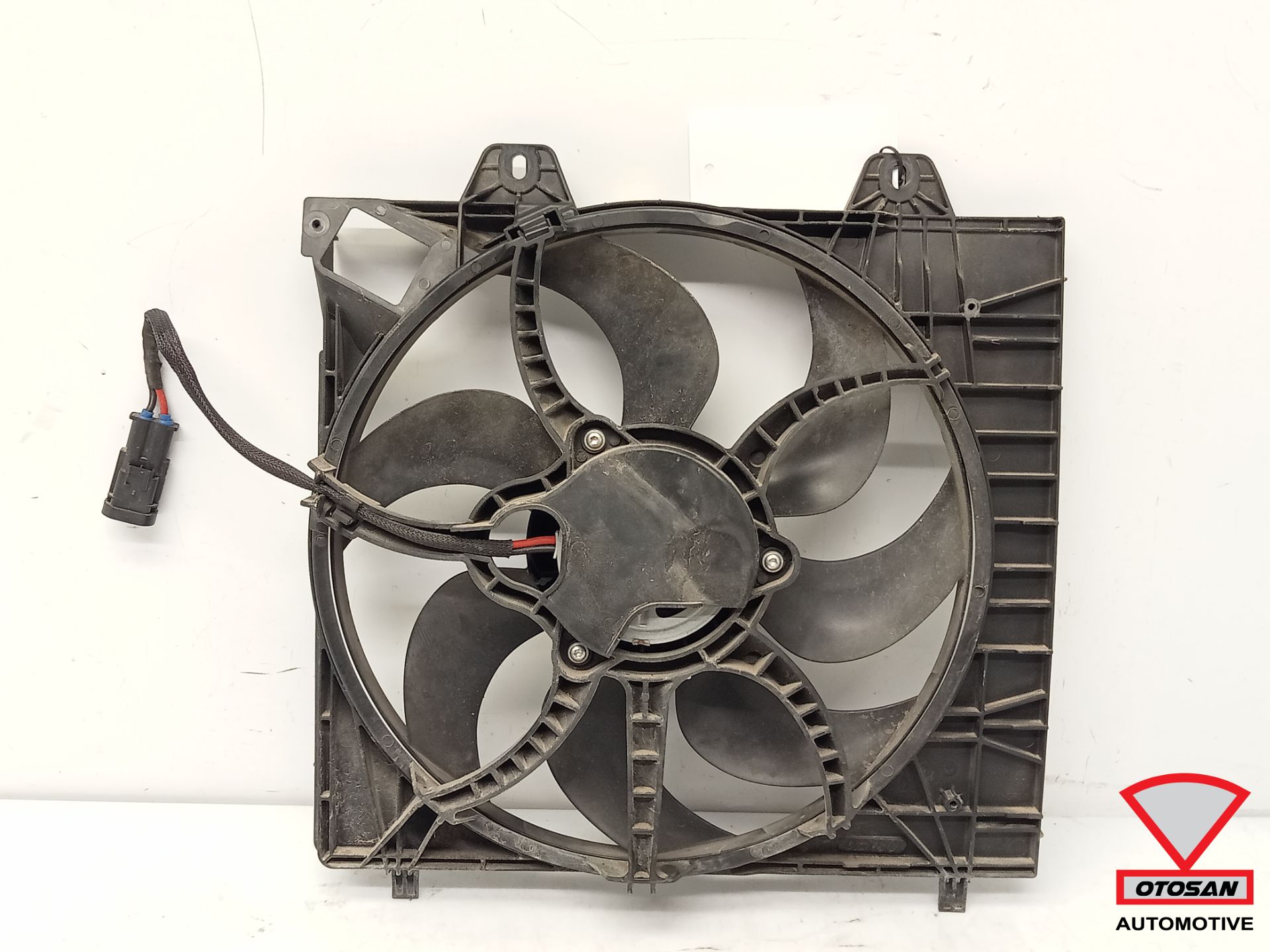 Opel Corsa F 2019+ Koelvin Ventilator 5001784-04