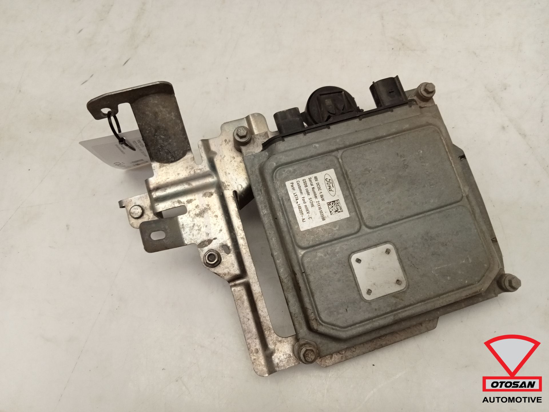 Ford Fiesta MK8 ECU Voltage Regulator LX7A-14B227-AJ