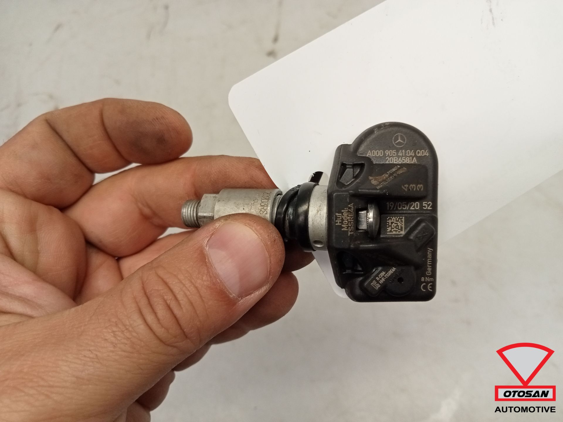 Mercedes Various TPMS Belt Sensor A0009054104