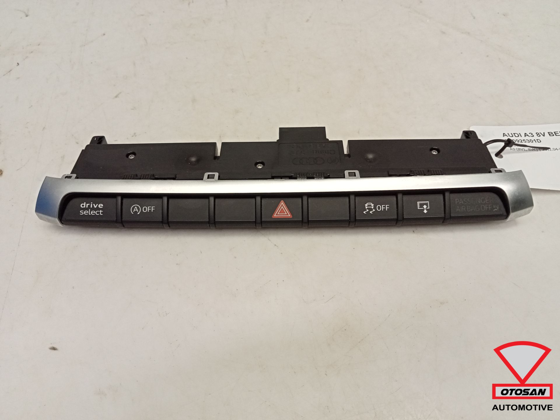 Audi A3 8V Bedieningspaneel 8V0925301D