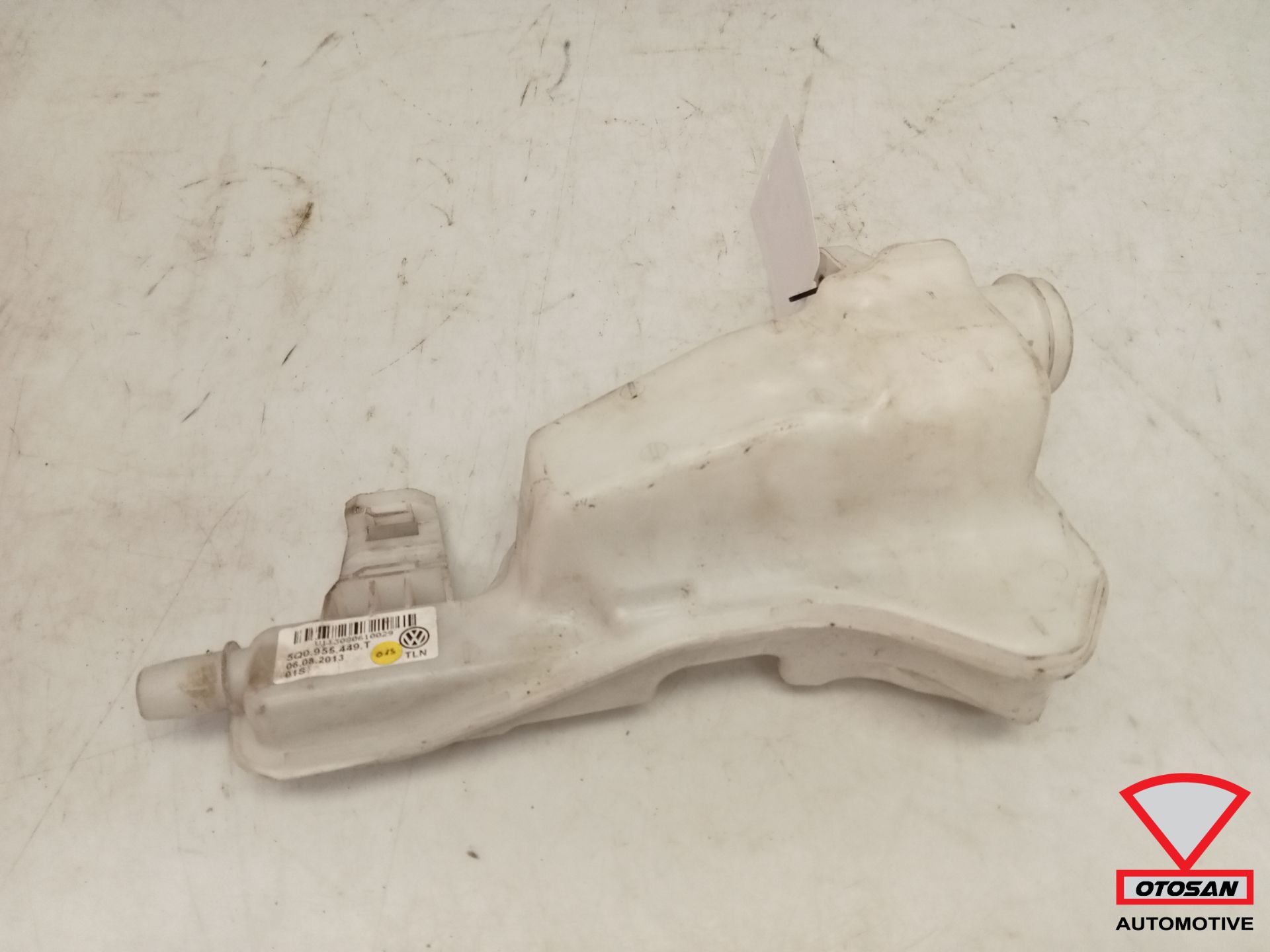 VW Golf 7 Seat Skoda Windscreen Washer Reservoir 5Q0955449T