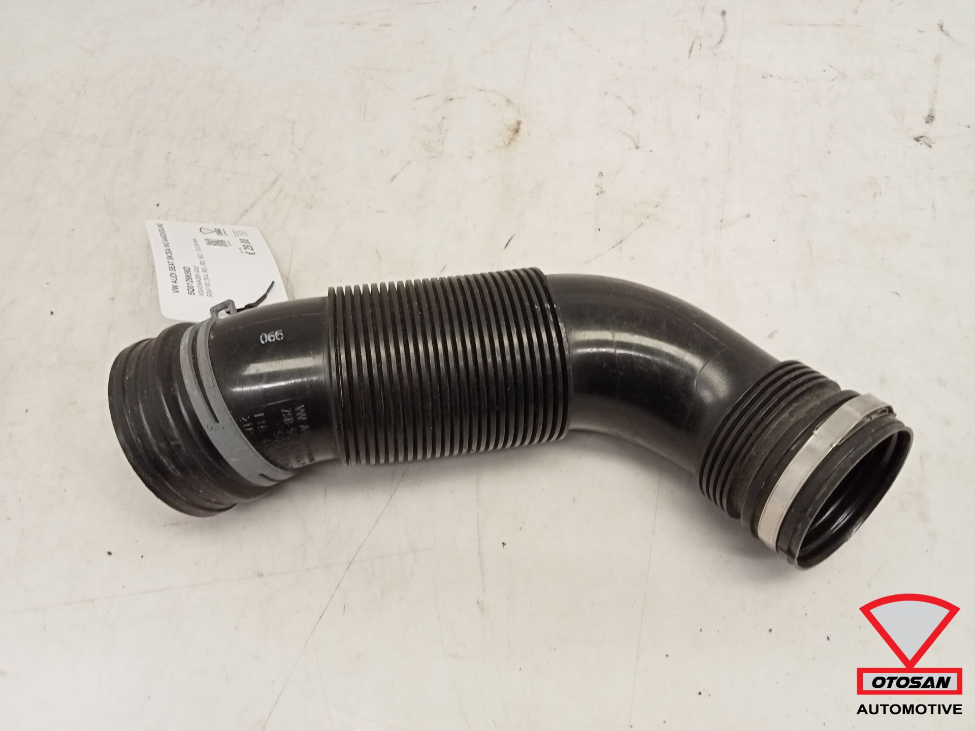 VW Audi Seat Skoda VAG Aanzuigslang luchtinlaat 5Q0129656D