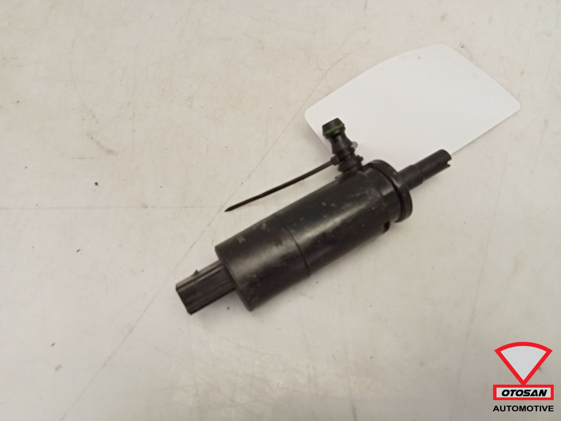 VW Seat Skoda Ruitensproeierpomp 3B7955681