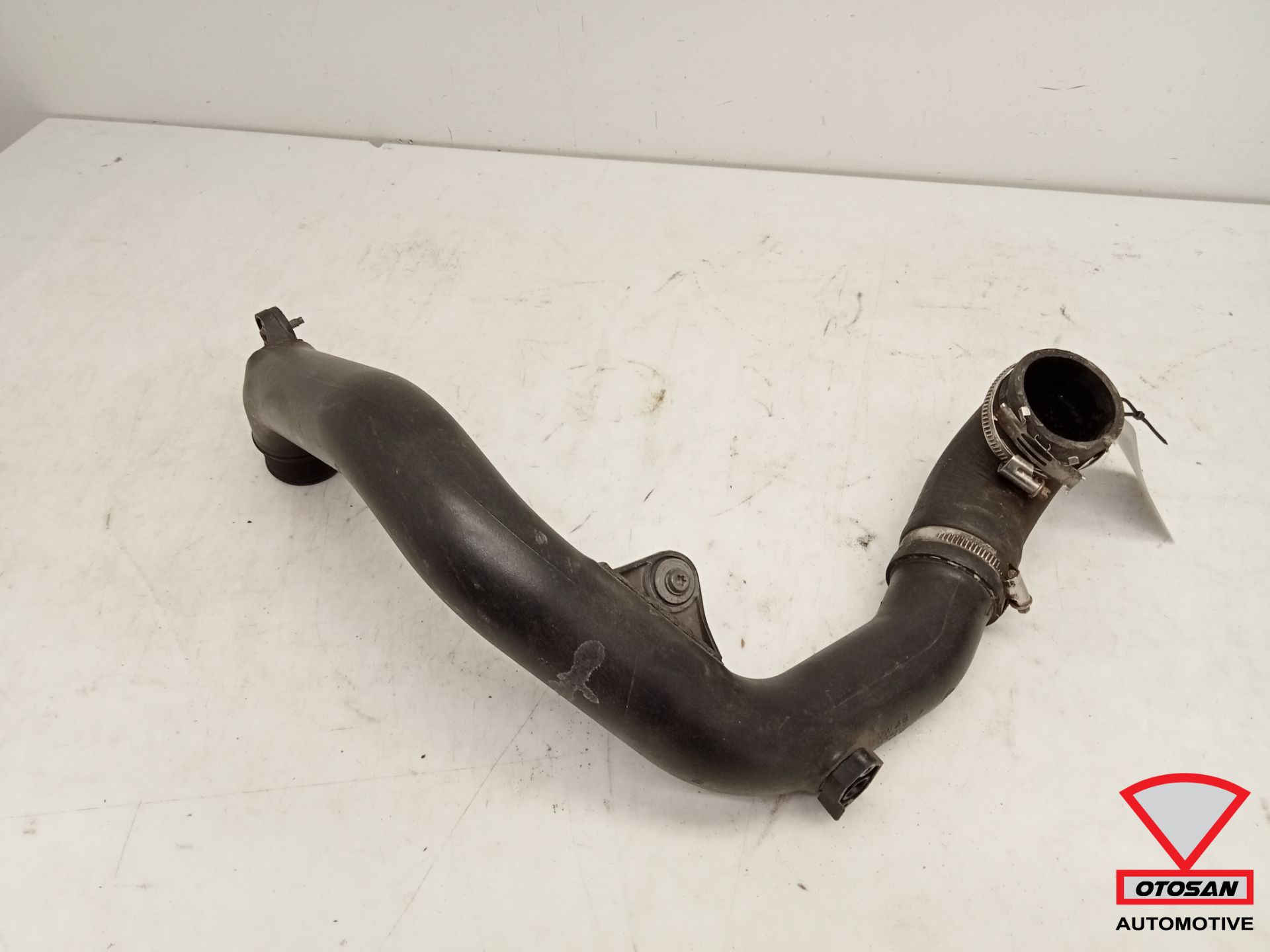 VW Polo 6R Seat Skoda Intercoolerbuis 6R0145762J