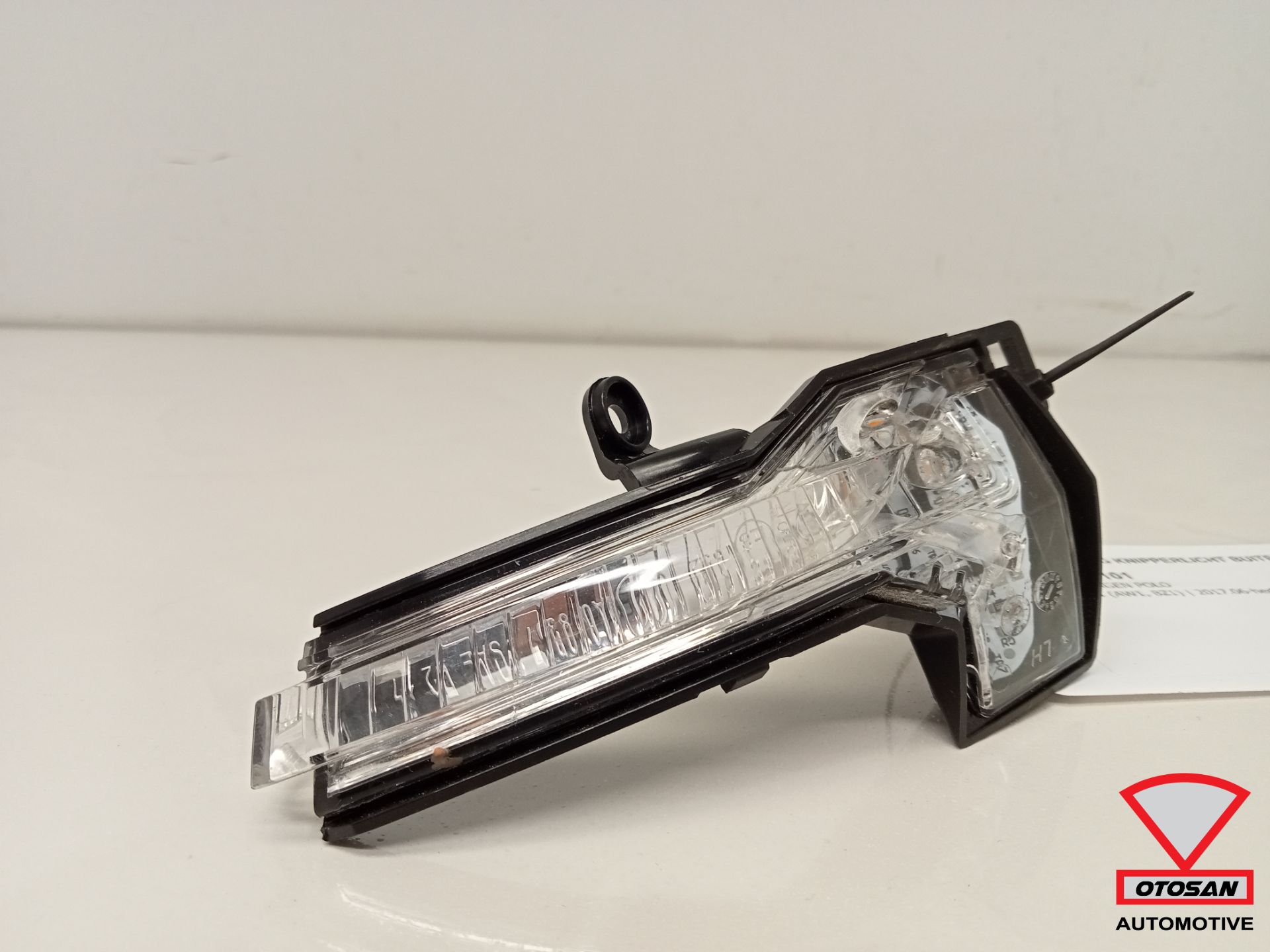 Rétroviseur extérieur gauche pour VW Polo 2G 2G0949101