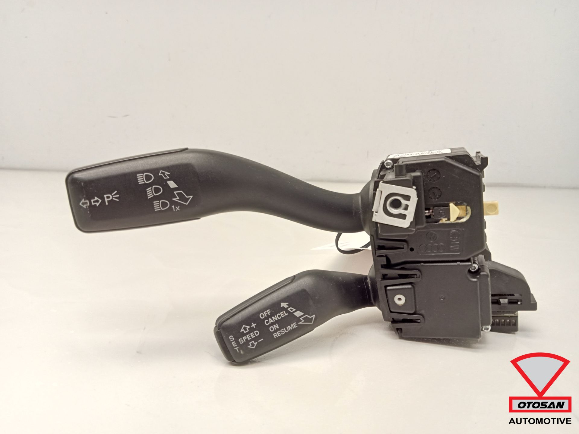 Audi A3 8P Cruise Control Schakelaar 8P0953513F
