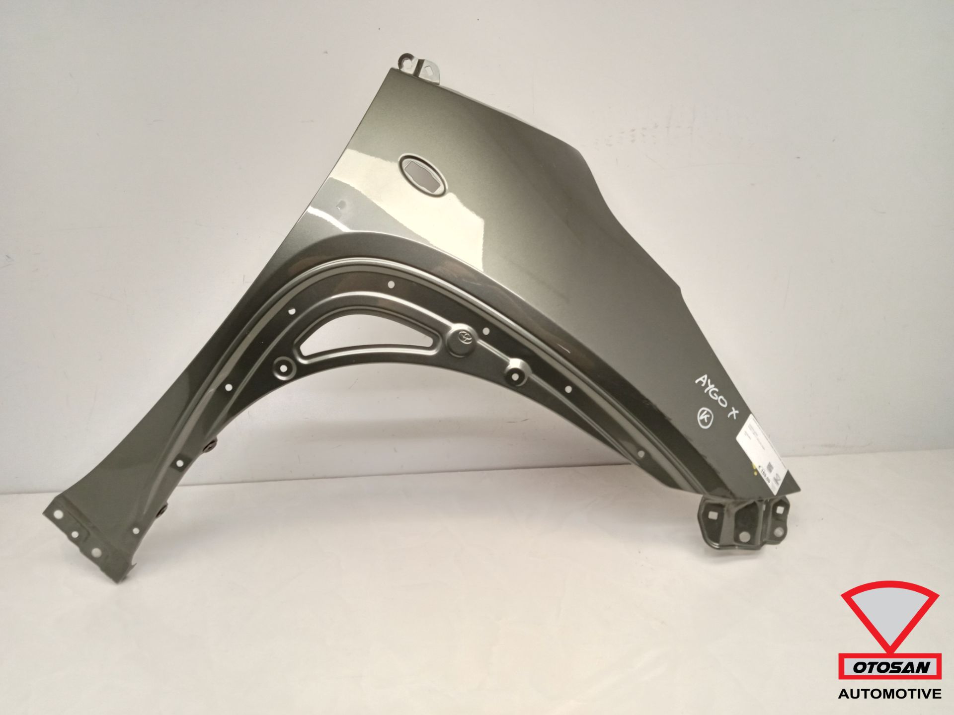 Toyota aygo X side panel fender right front original