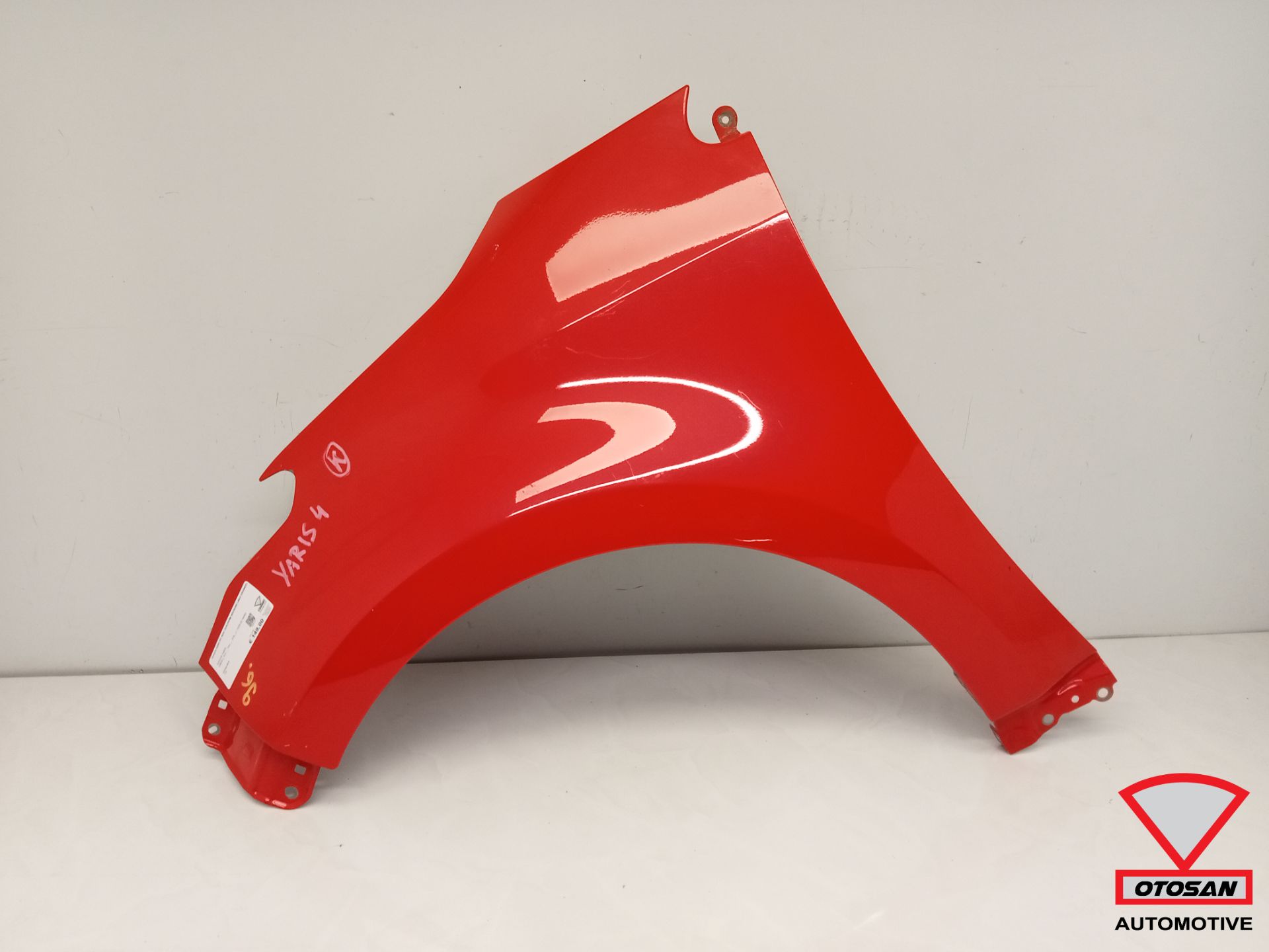 Toyota Yaris p21 2020+ zijscherm spatbord links origineel