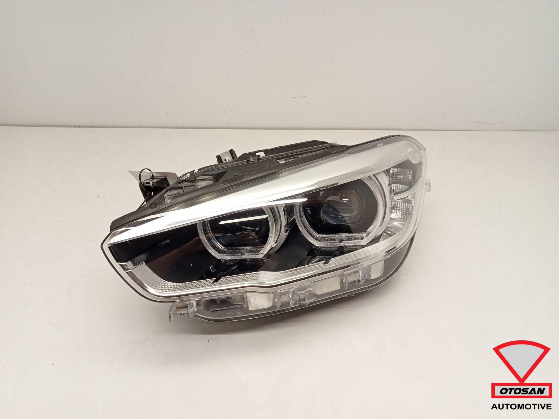 Phare avant BMW Série 1 F20 F21 LCI Full LED GAUCHE 8738691-01