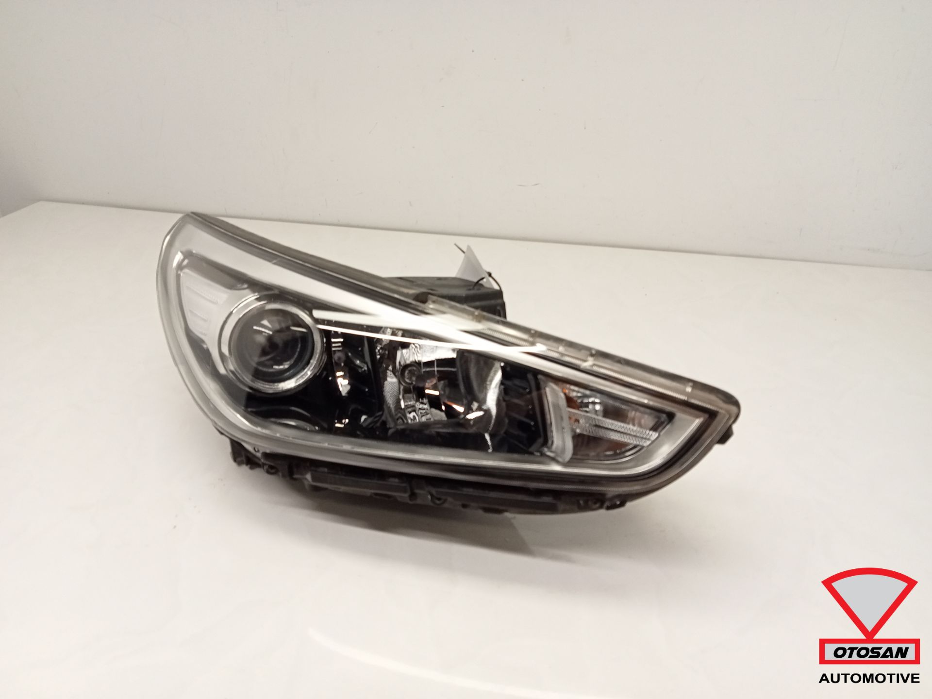 Koplamp Hyundai i30 2017+ Halogeen LED rechts 92102-G4020