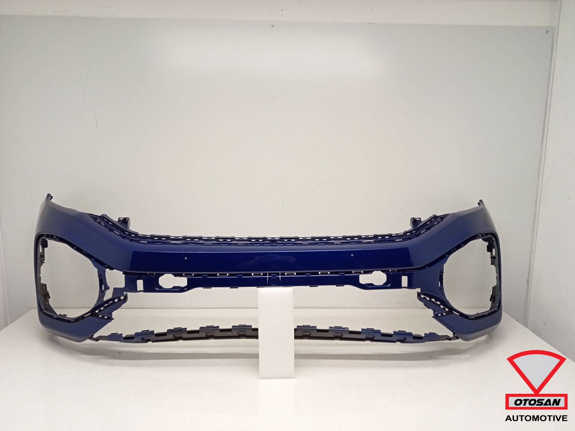Vw T-roc facelift R-line front bumper 6x PDC LD5K original!