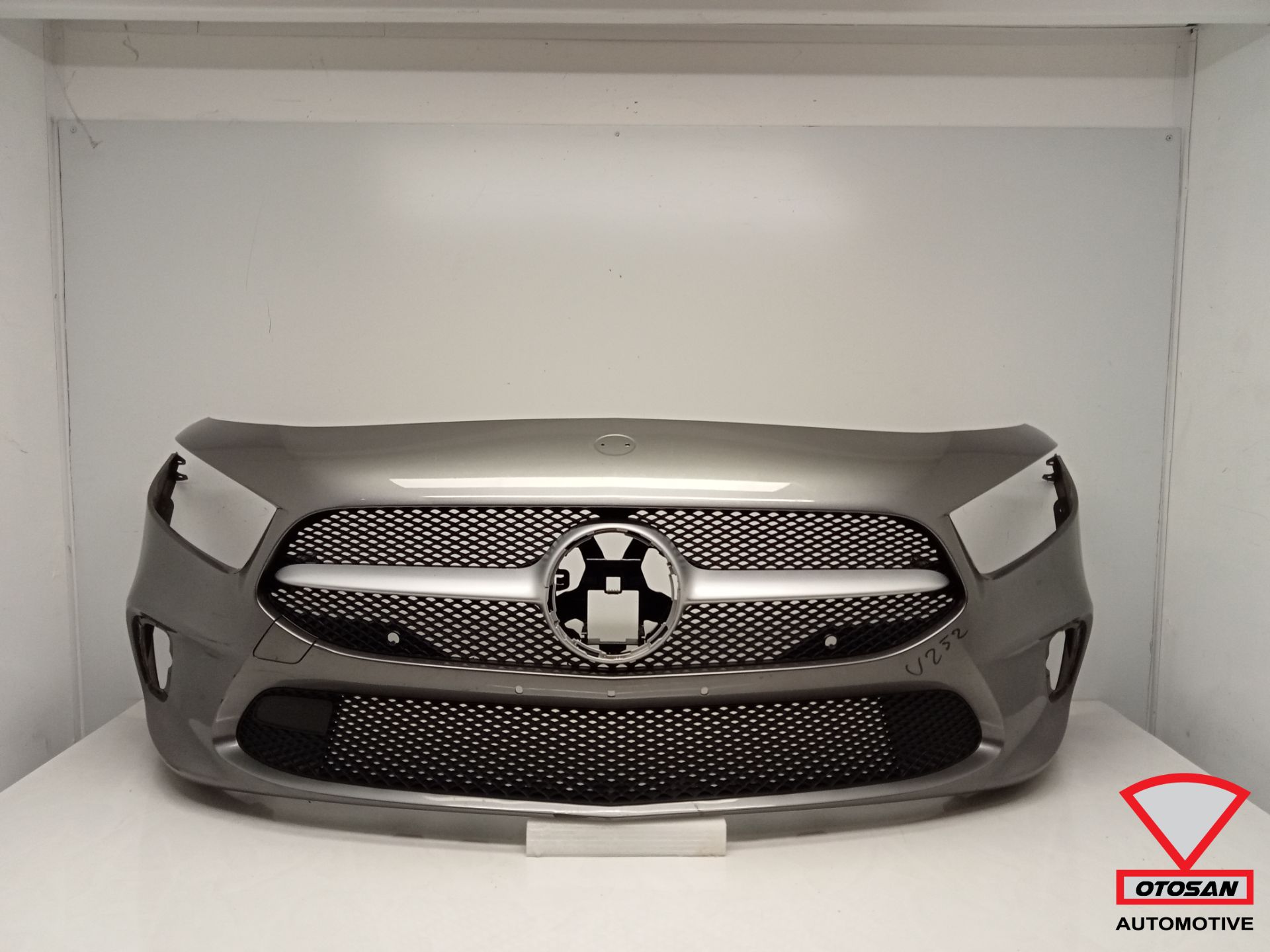 Mercedes A-klasse W177 voorbumper bumper Origineel