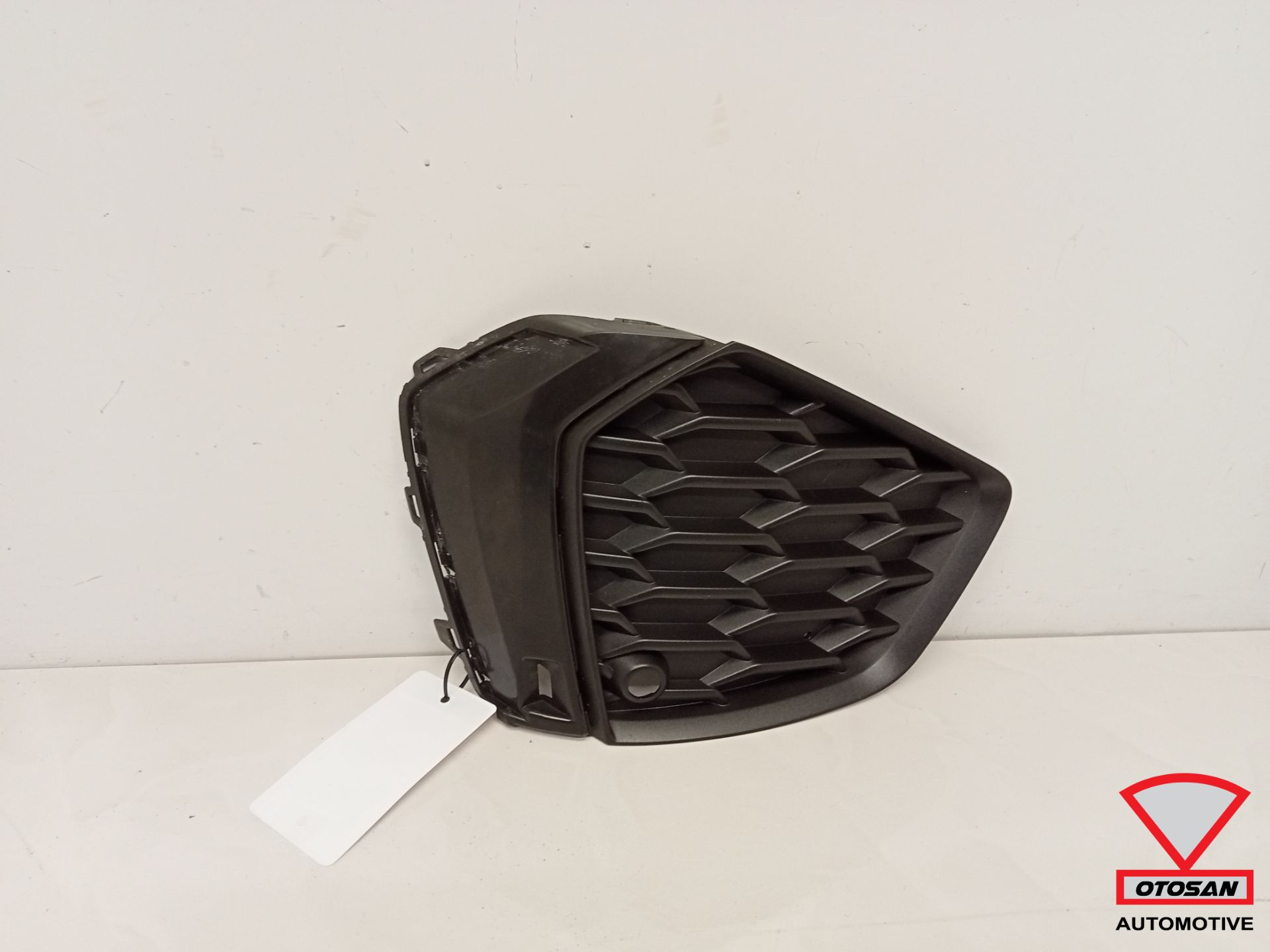 Voor bumper Rooster AUDI A3 8Y S-LINE LINKS 8Y0807681C INLEG