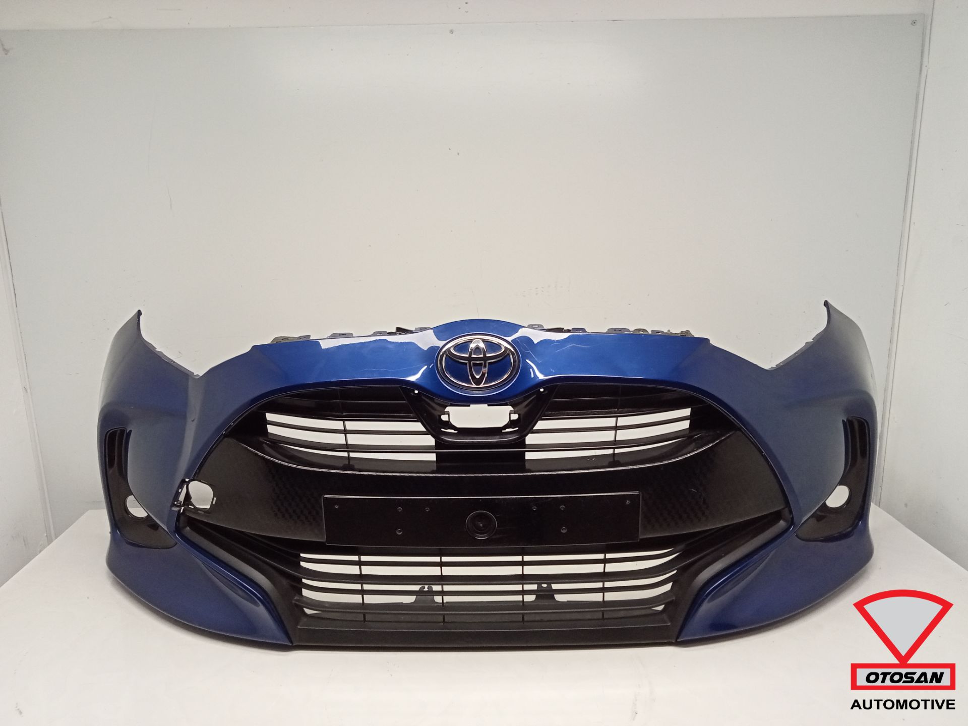 Toyota Yaris Facelift 2020-2023 FRONT BUMPER original bumper