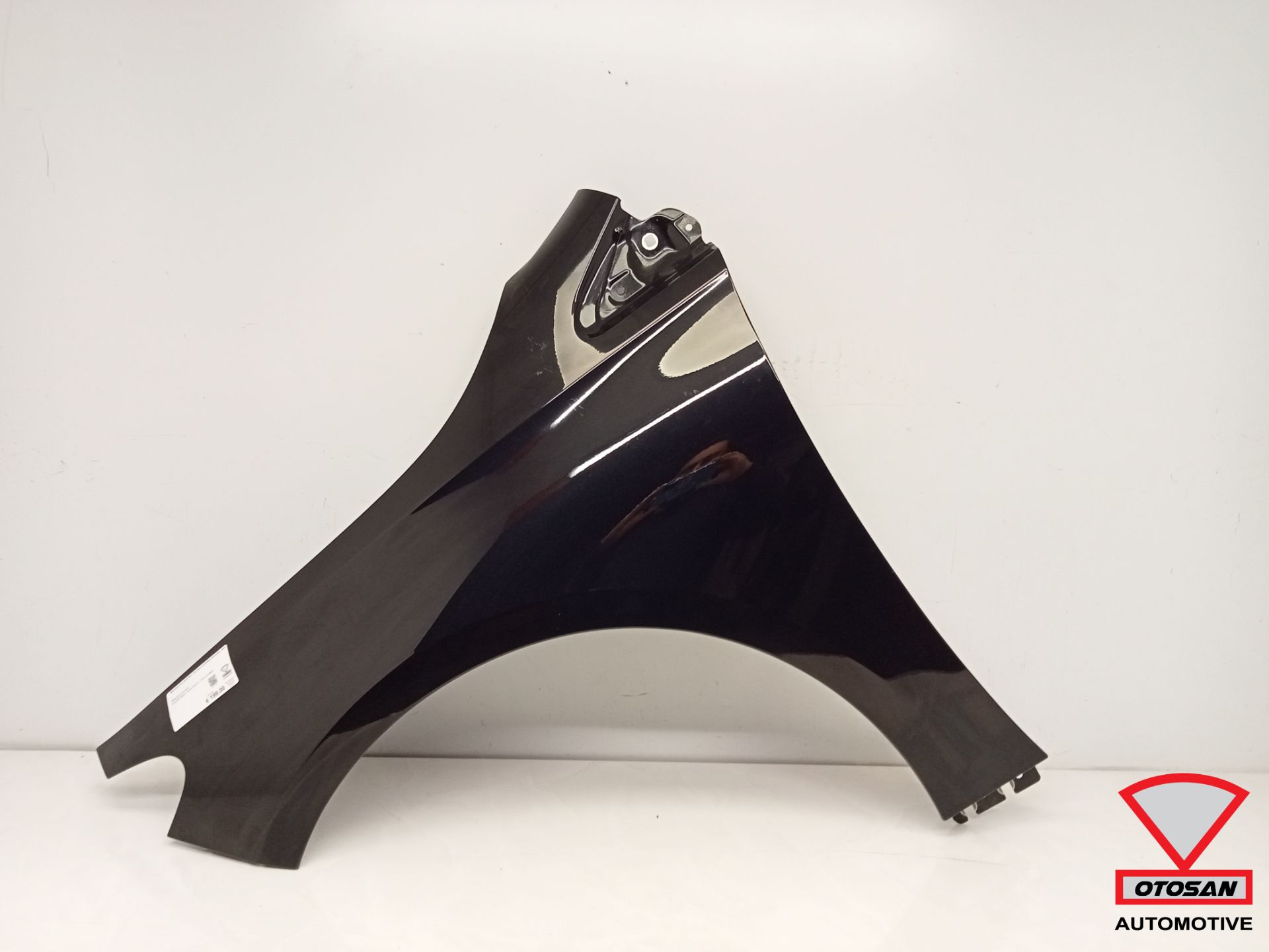Mercedes B-klasse W247 2018-2024 zijscherm spatbord links voor