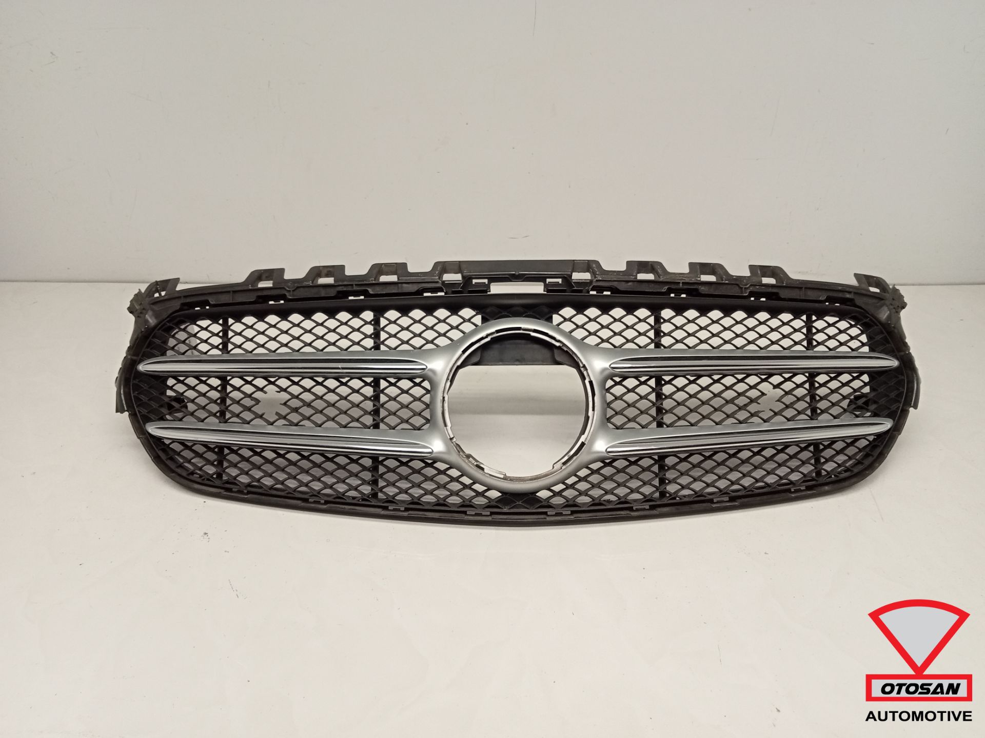 Mercedes-Benz B W247 Kühlergrill A2478885700 Original