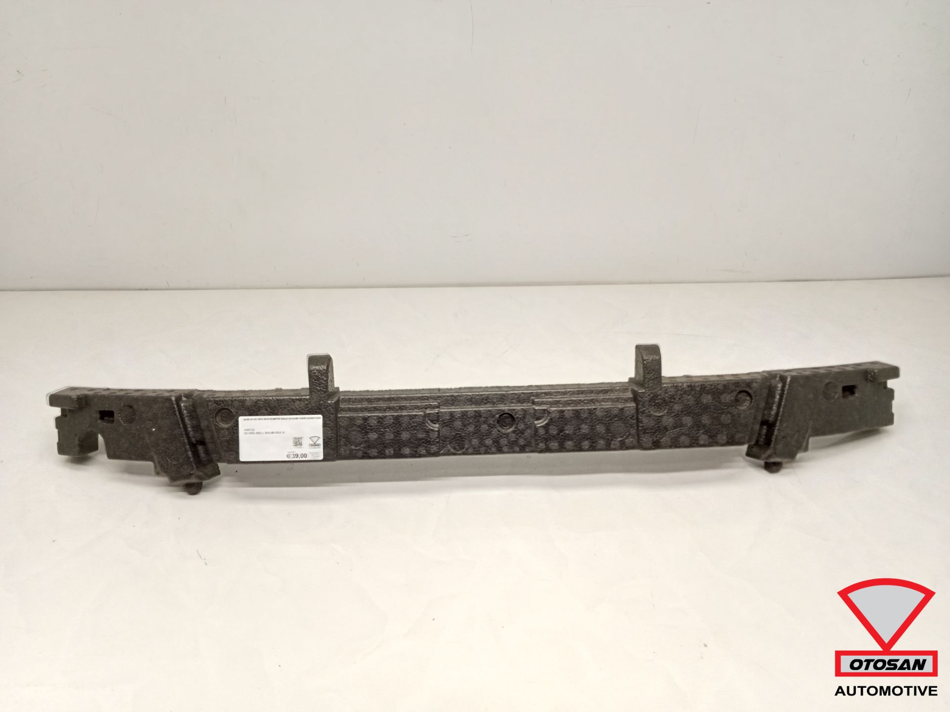 Audi a3 8U 2011-2019 bumper balk schuim voor 8u0807550d