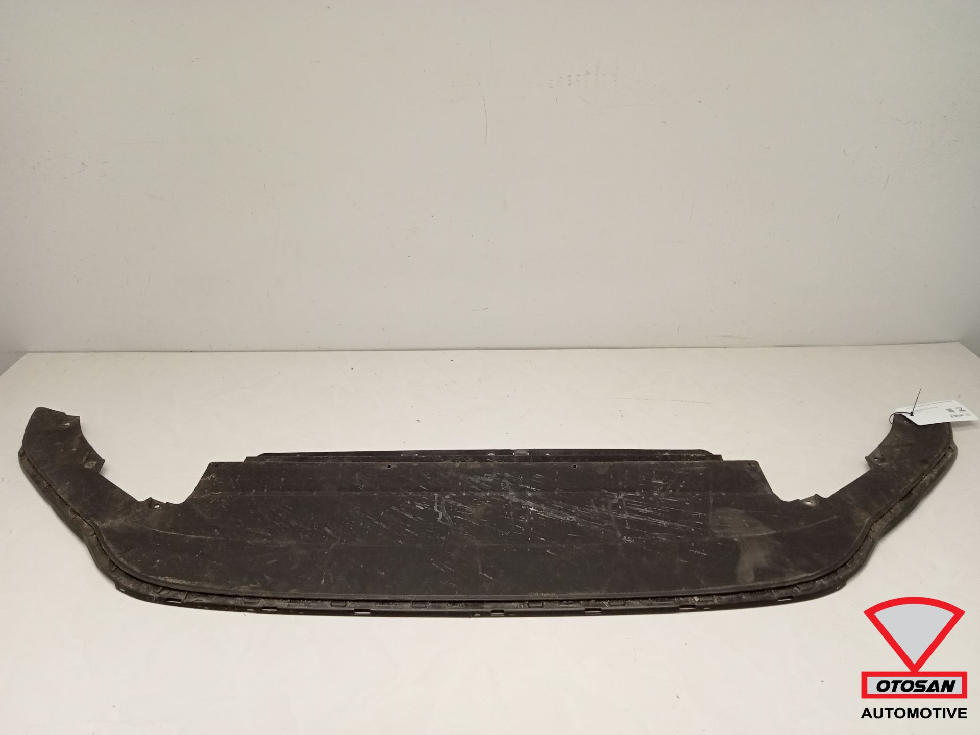 Vw taigo R-line voorbumper diffusor onderlip onderplaat 2g7805903a