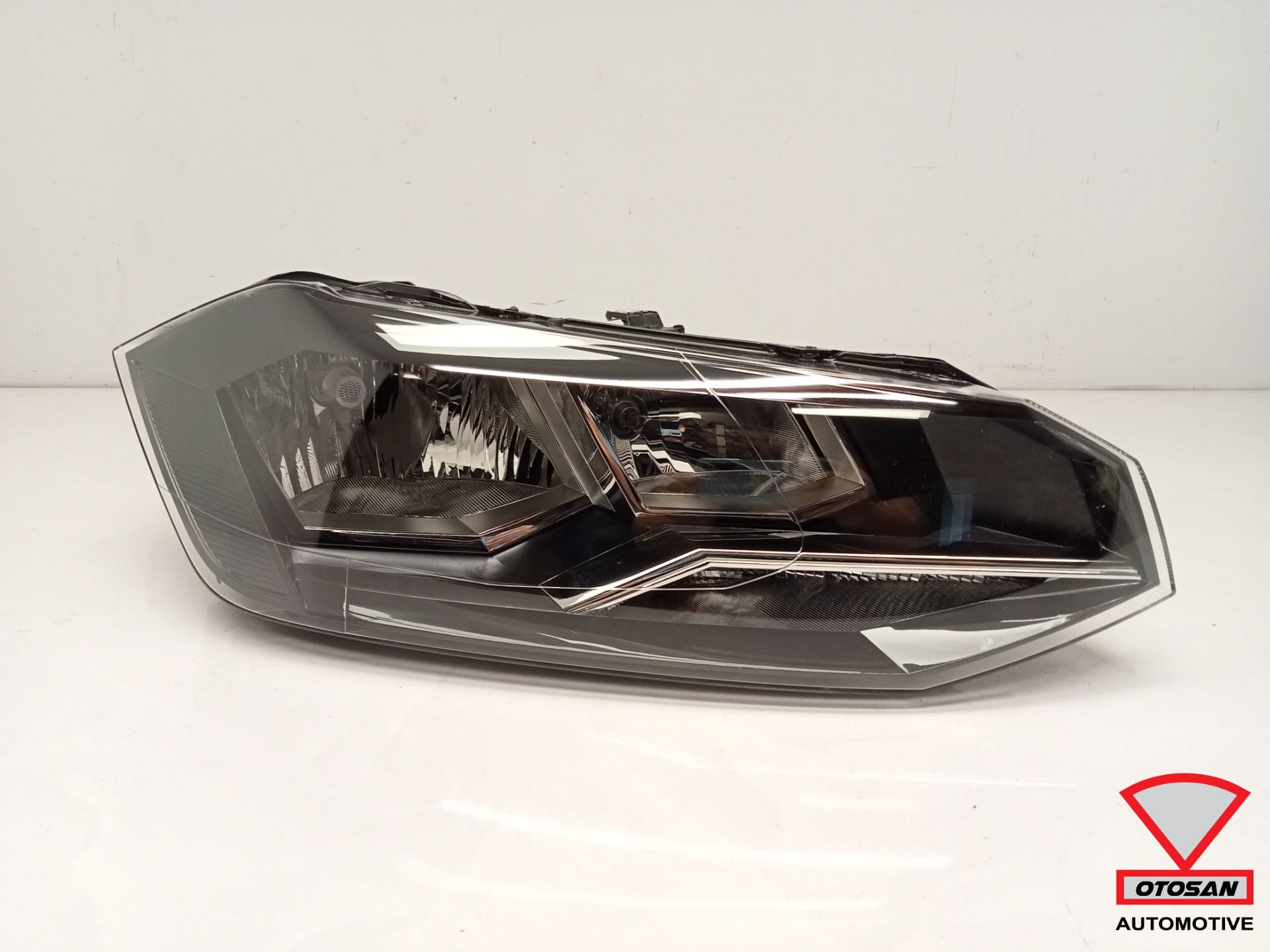 Phare droit neuf pour VW Polo 2G 2017-2021 (référence 2G1941006)