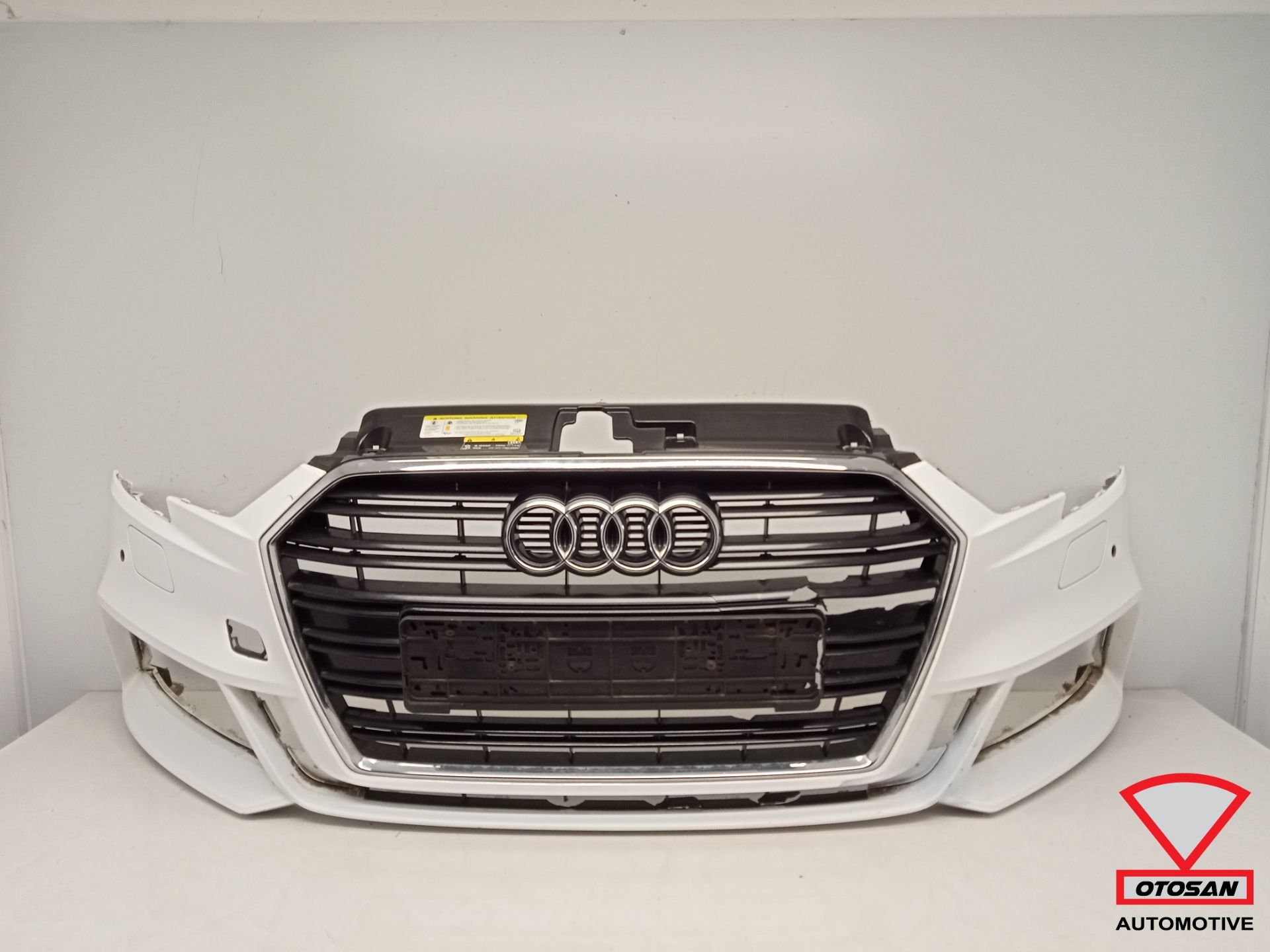 Audi A3 8v Facelift S-Line S3 17-21 Voorbumper 4x pdc Origineel!