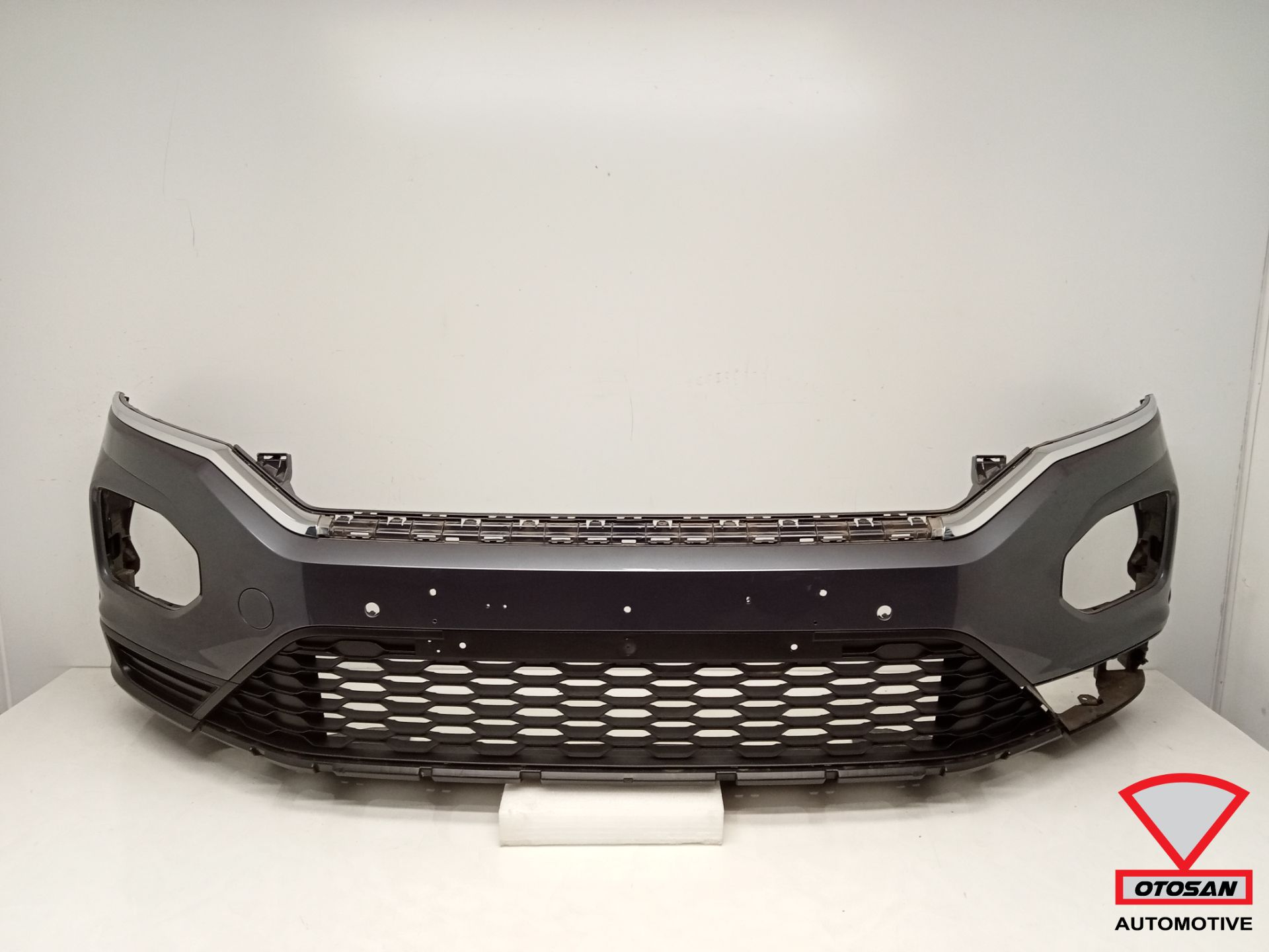 VW T-Roc Voorbumper 4x PDC Origineel!