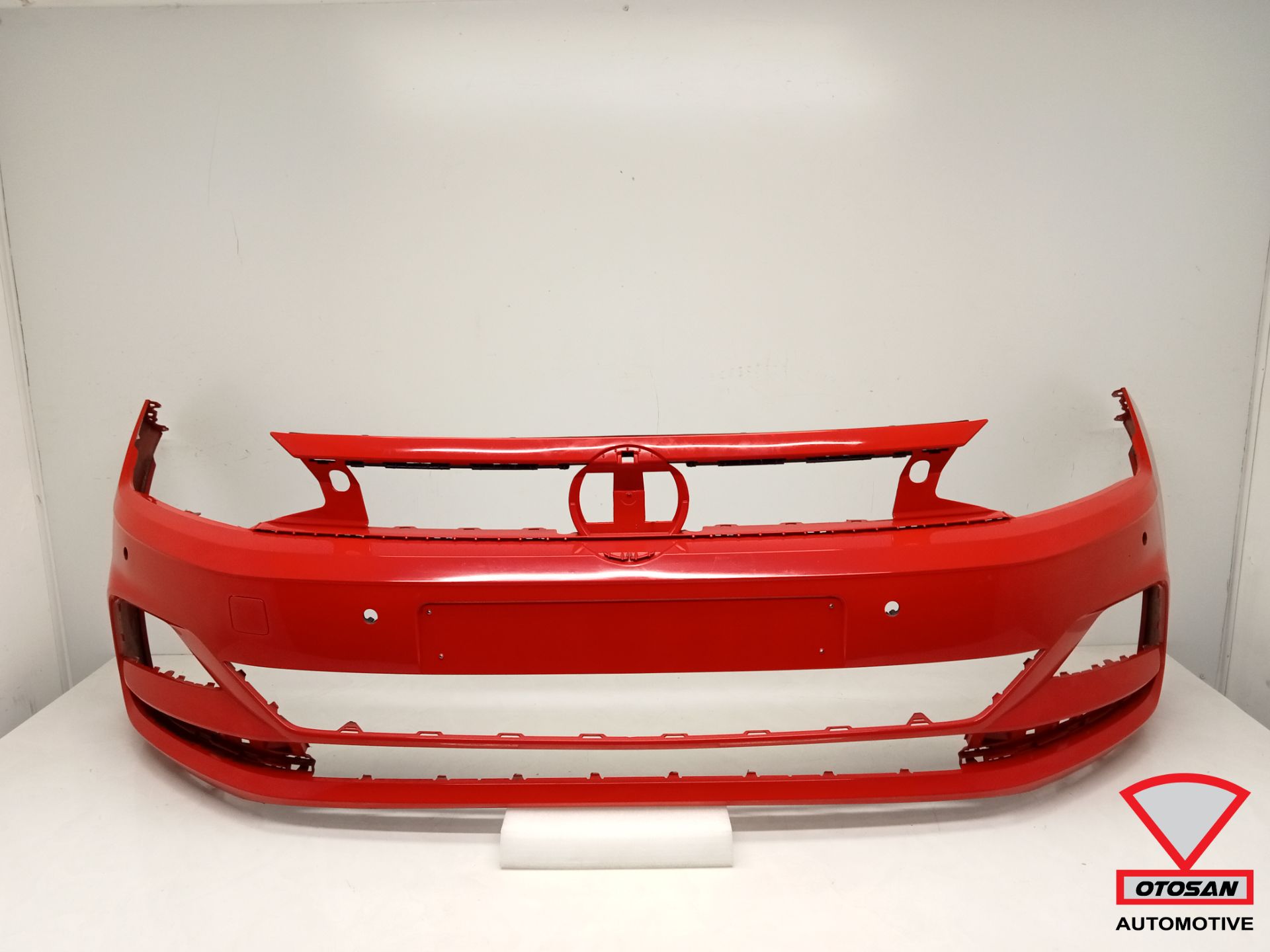 VW Polo 2G Frontstoßstange 2017-2021 4x PDC Original!