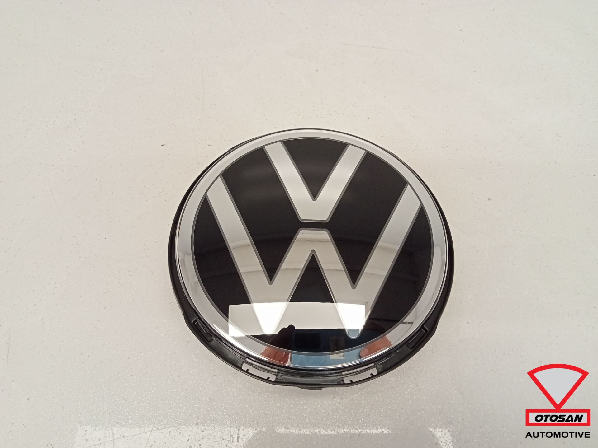 VW Golf 8 Logo Emblem 5H0941600 ORIGINAL! NEU!
