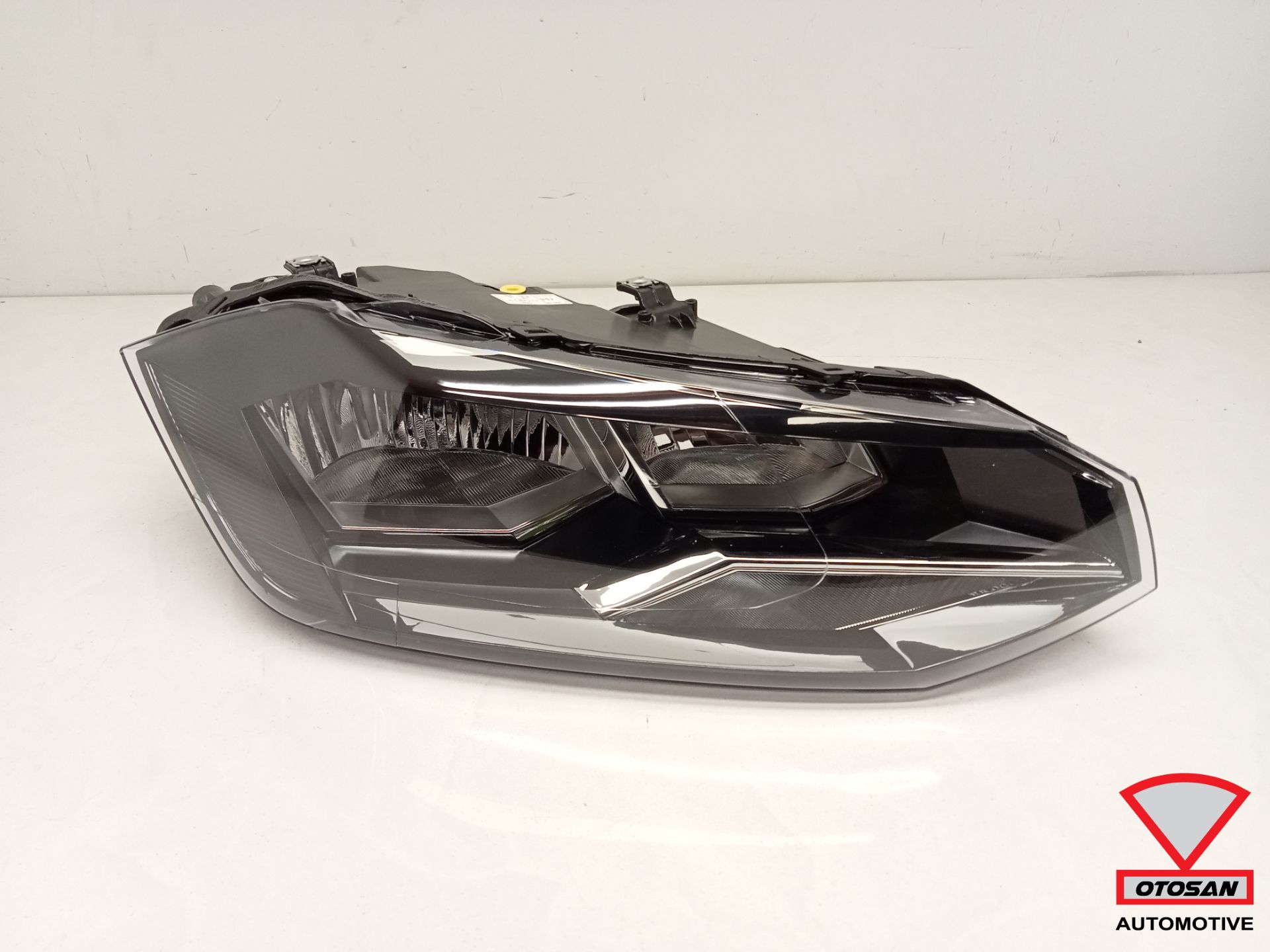 VW Polo 2G Headlight Right Front 17+