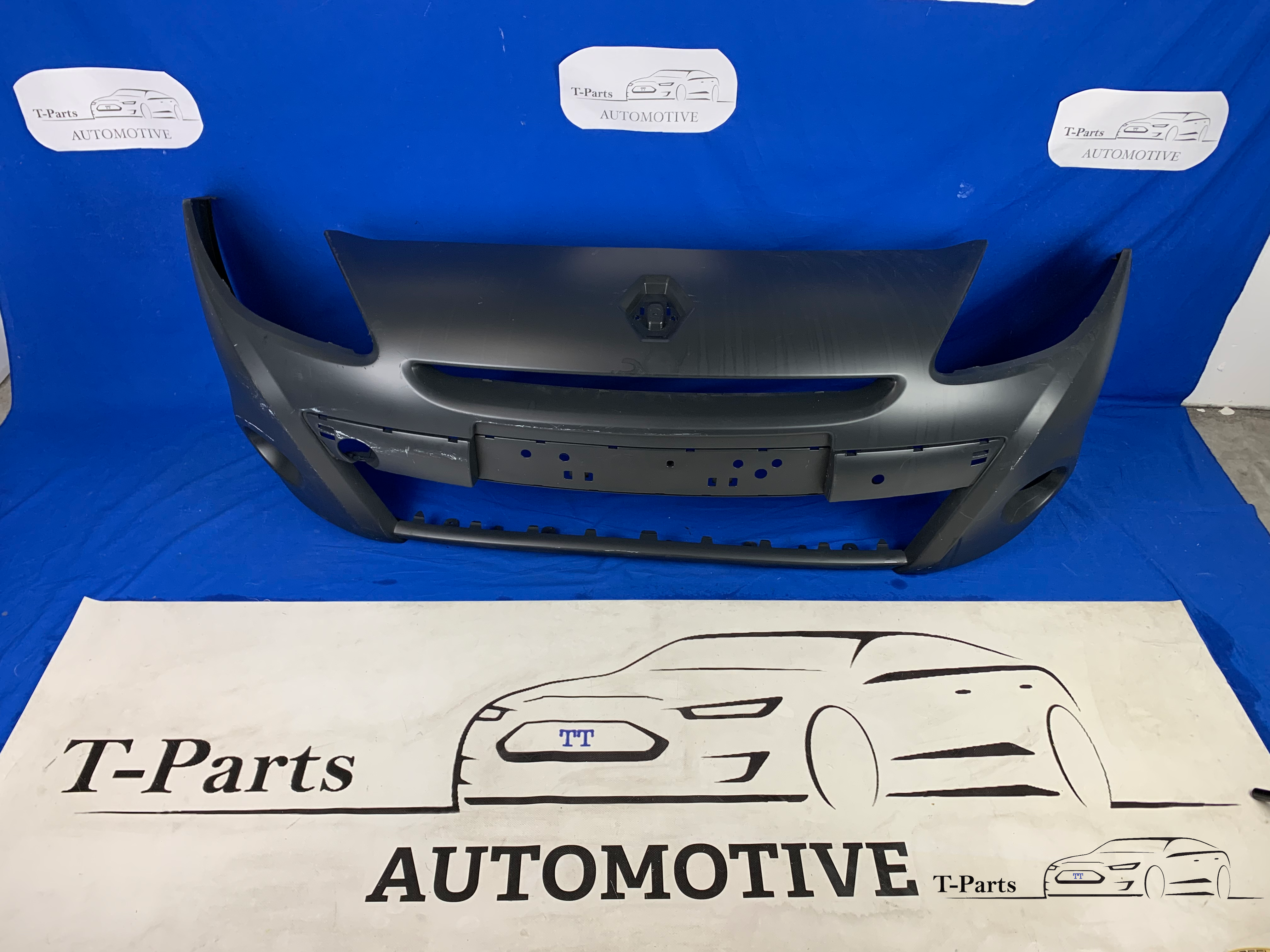 Renault clio Voorbumper origineel bumper 185