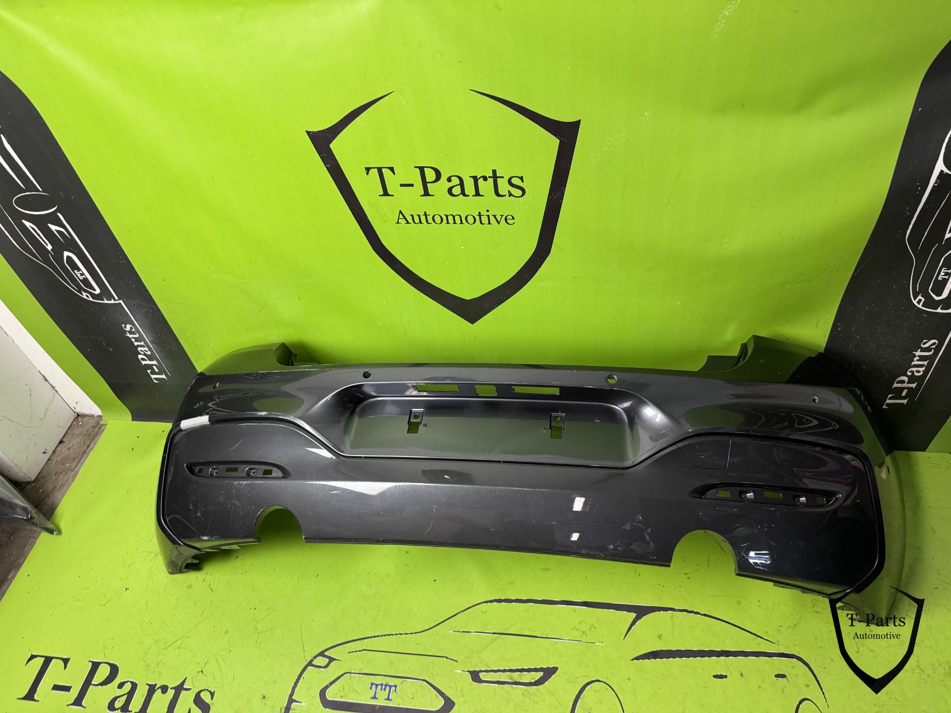 Bmw 1 serie F20 achterbumper m pakket 135I achter bumper sport 140i