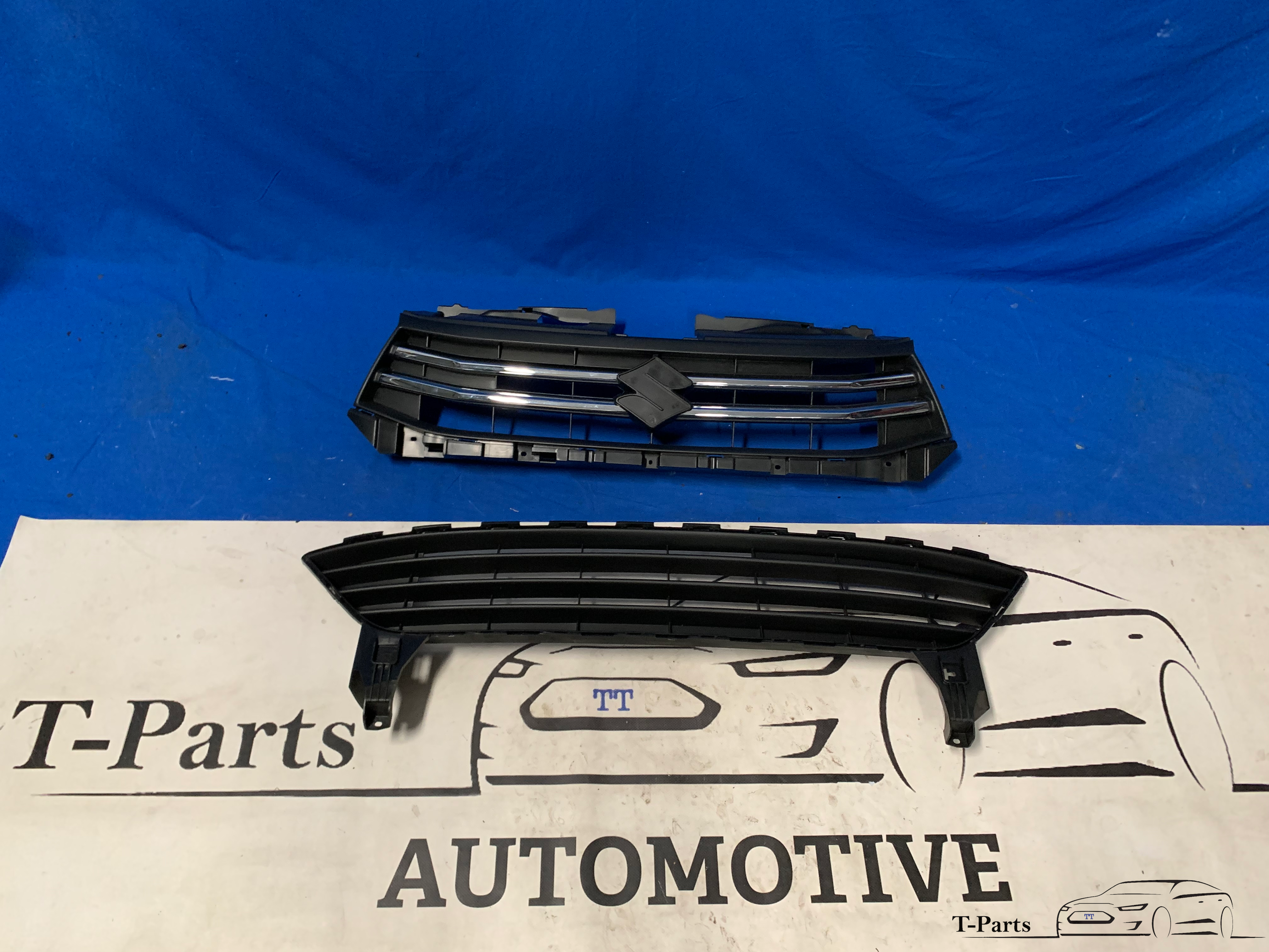 Suzuki Celerio Kühlergrill vorne NEU Kühlergrill Grill Chrom