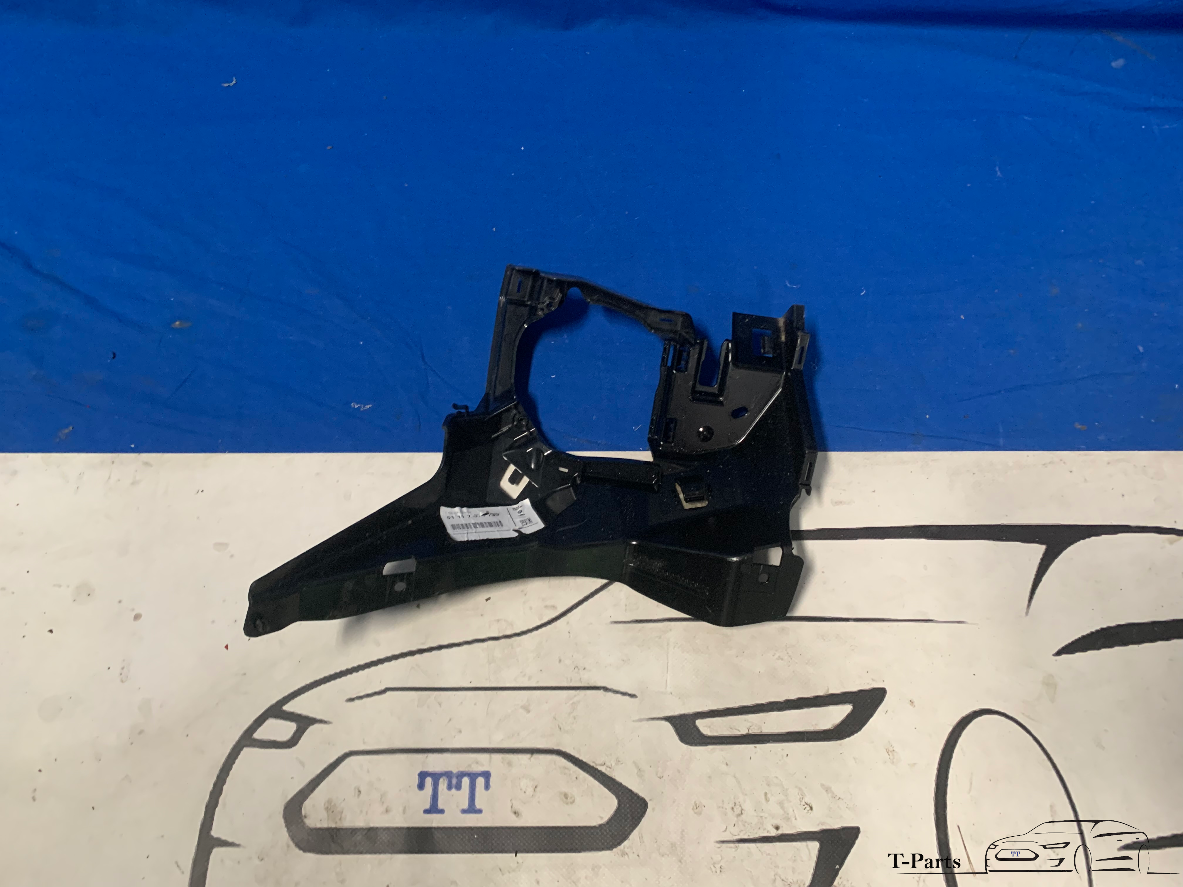 Bmw 1 serie Bumper houder voorbumper 51117371739