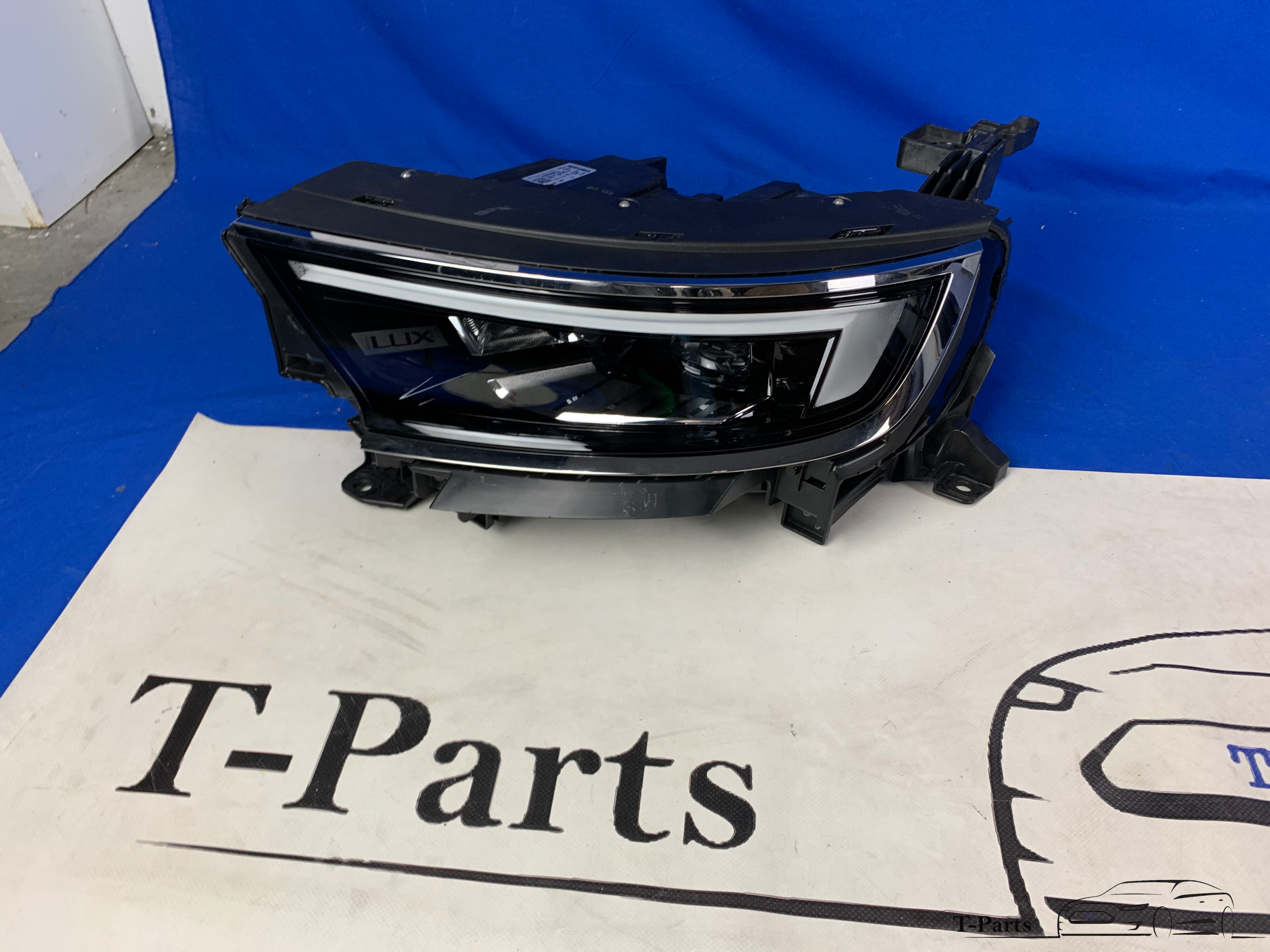 Opel mokka B headlight left original 2019+ LED 9844356680