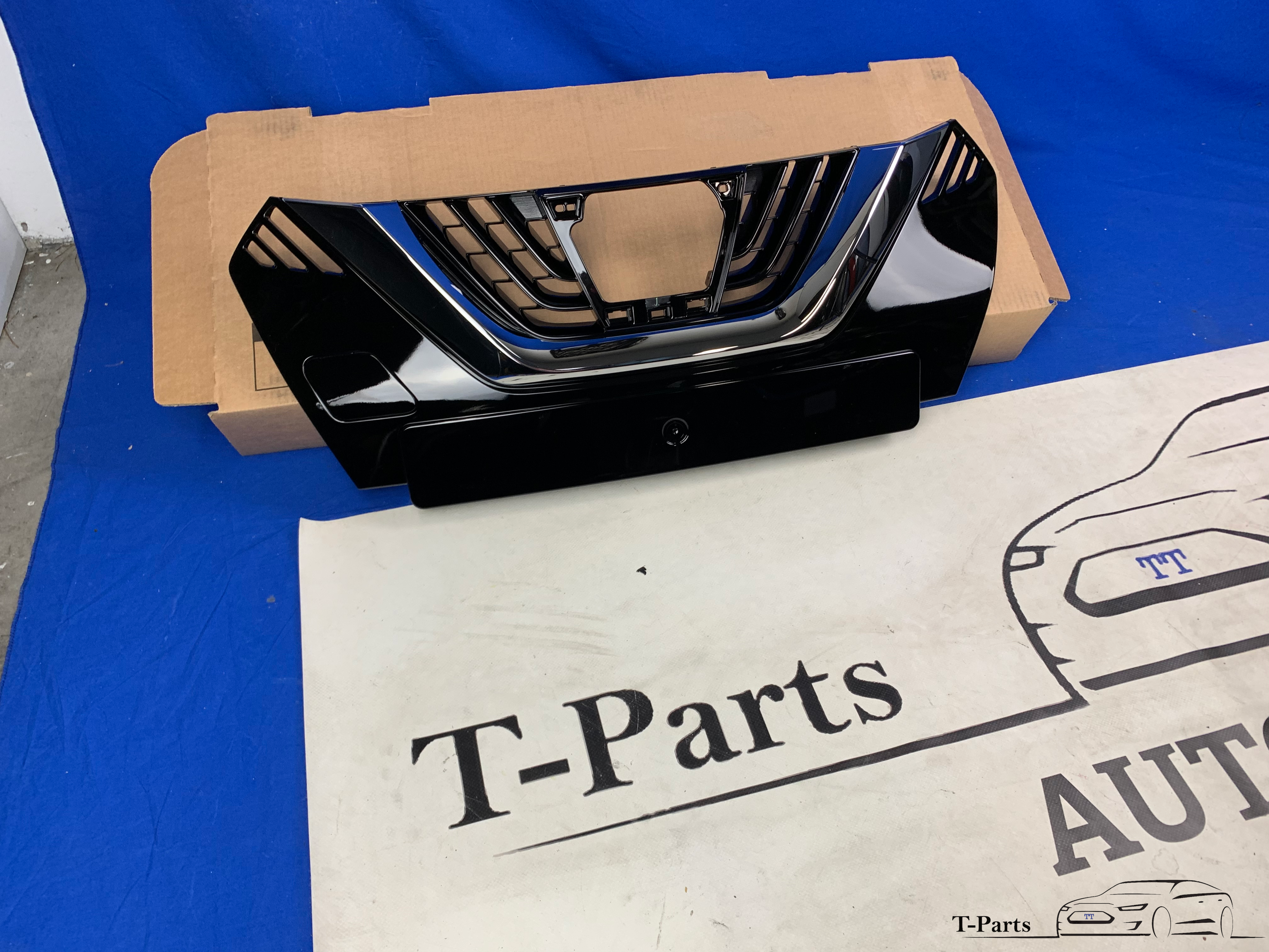 Nissan micra K14 grille NIEUW rooster bumper voorbumper gril 623105FA0A