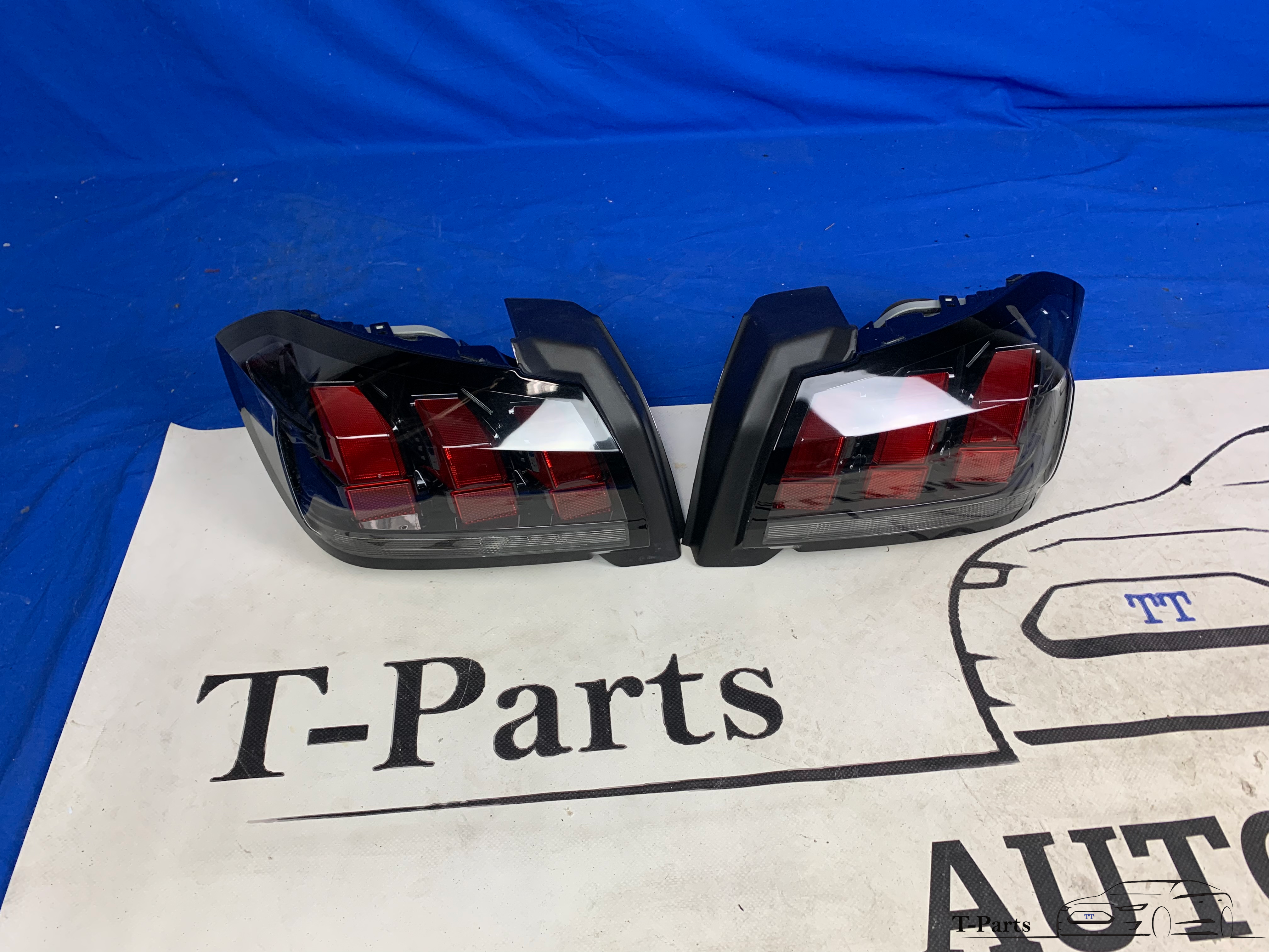 Peugeot 208 achterlicht links recht achter lamp