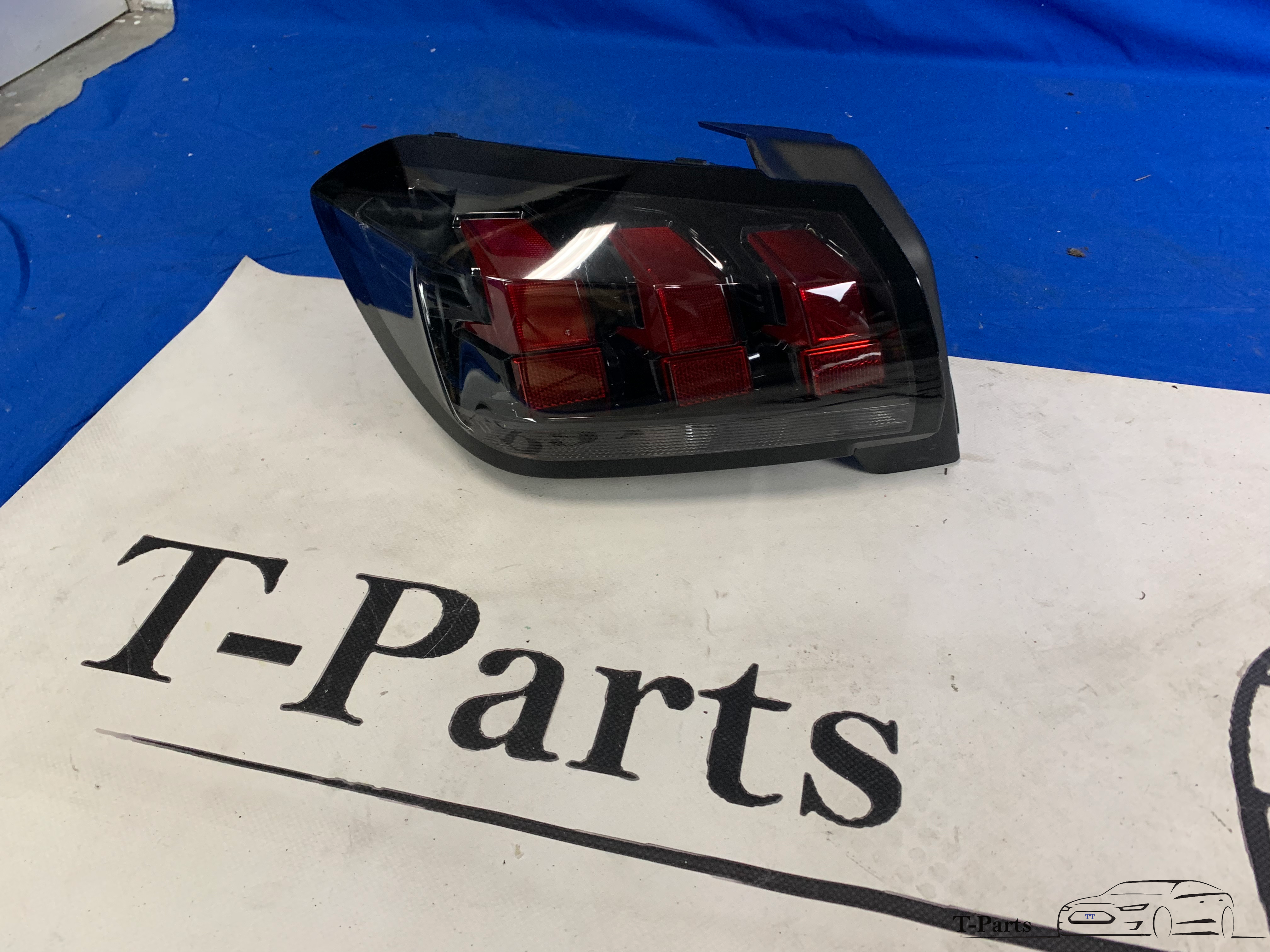Peugeot 208 achterlicht links lamp achter 9823216780