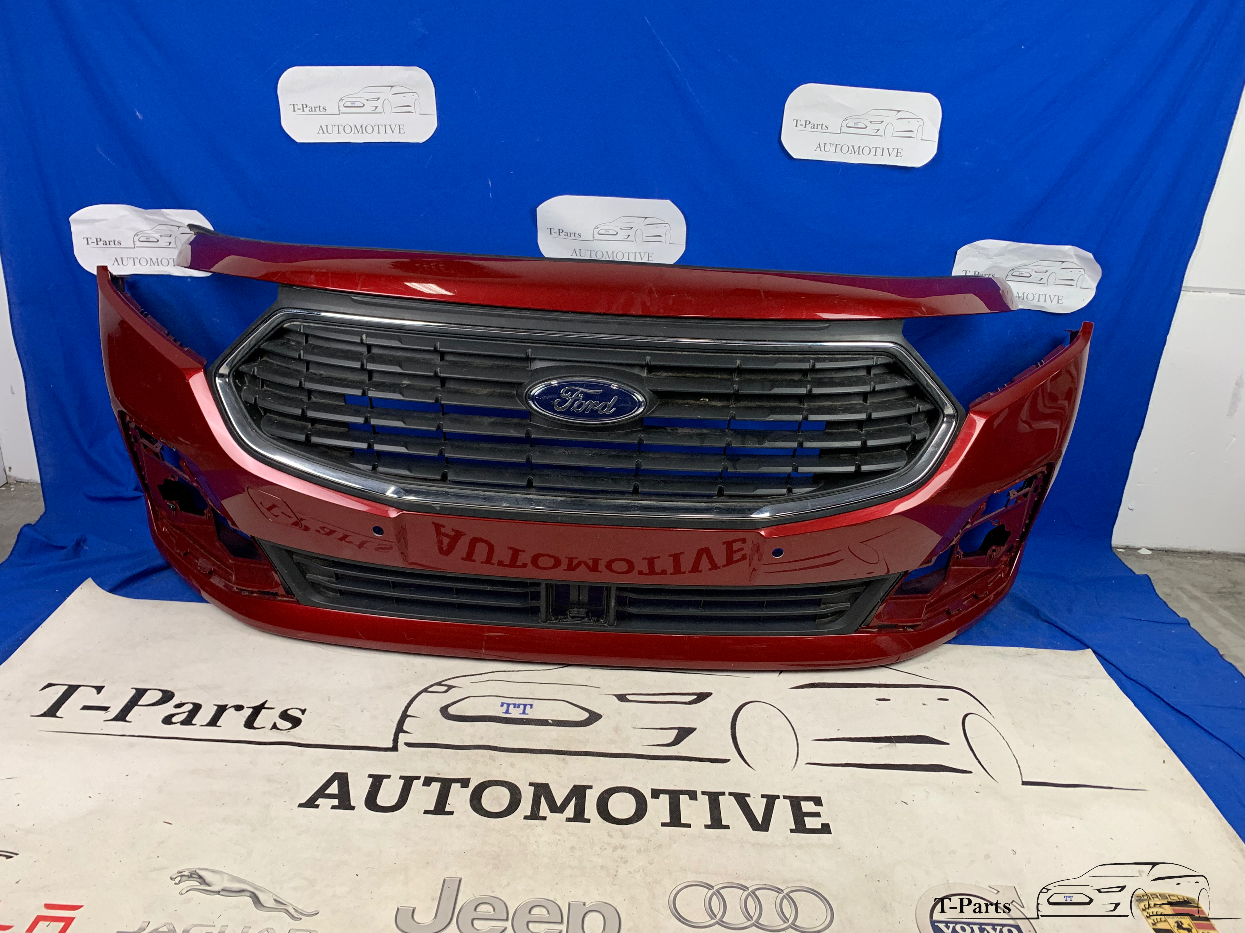 FORD TOURNEO CONNECT Voorbumper bumper grille rooster 20+ gril