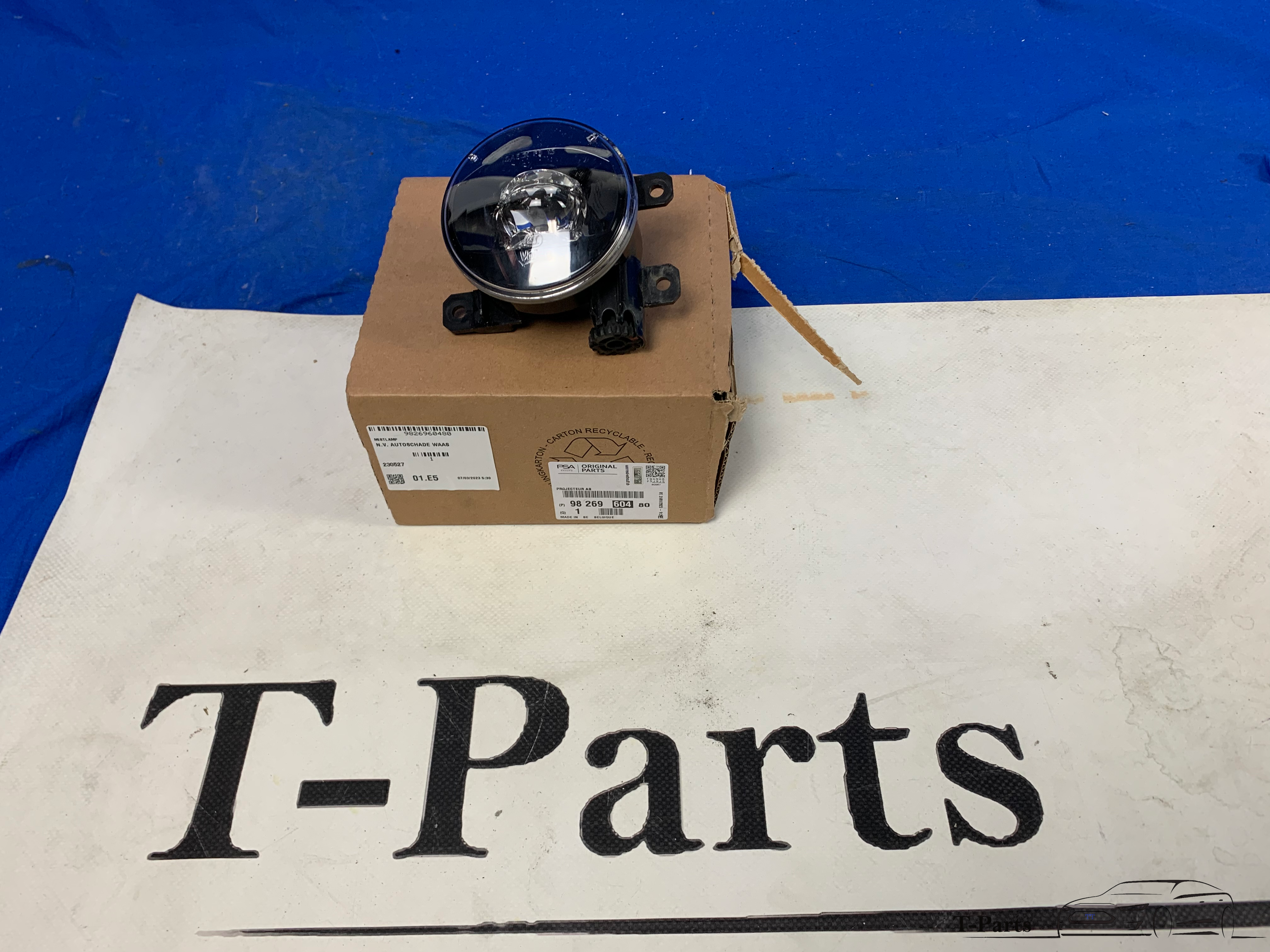 Peugeot 308 3008 508 5008 mistlamp links rechts lamp 9826960480