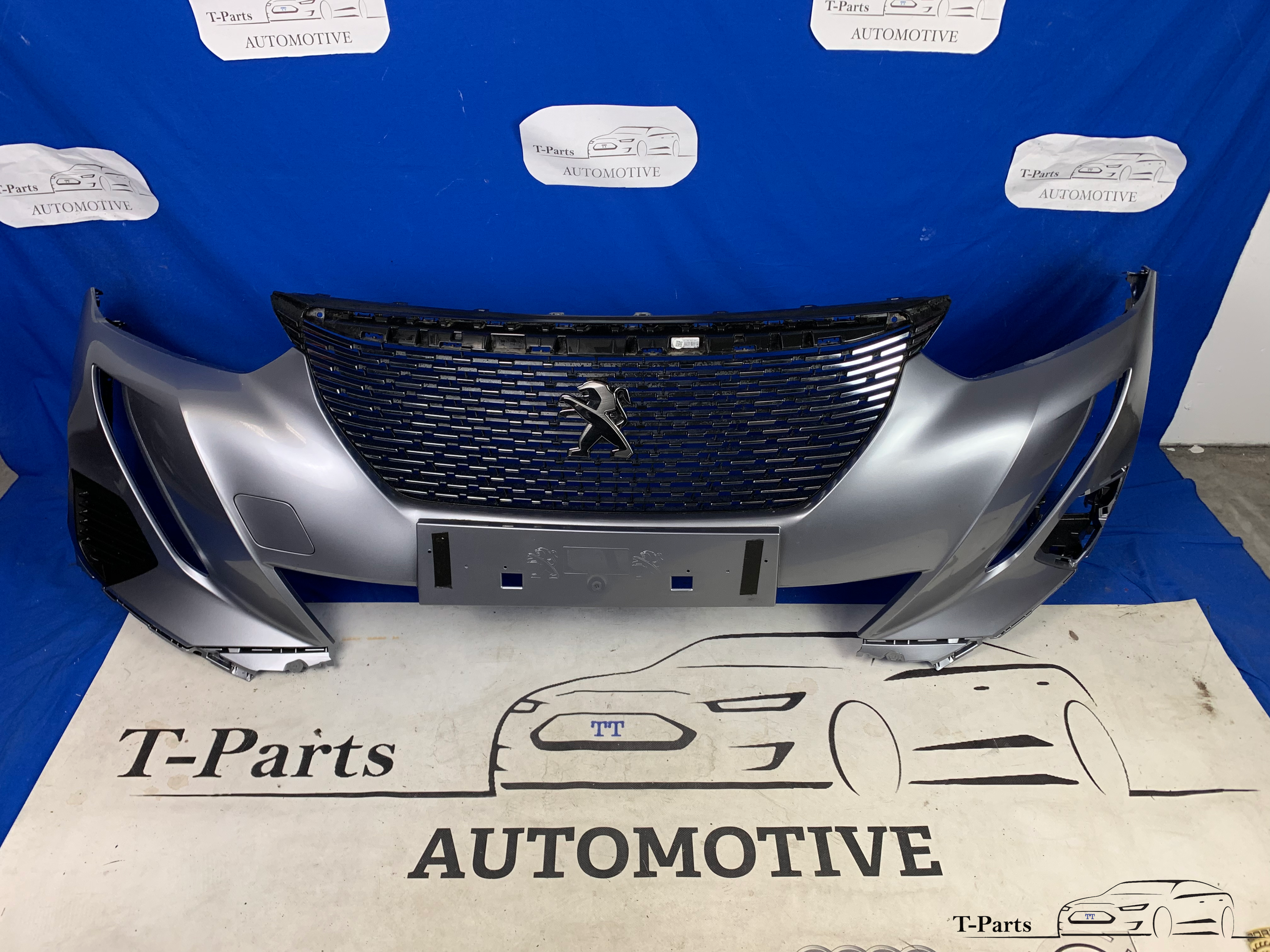 Peugeot 2008 voorbumper grille bumper rooster 2018+