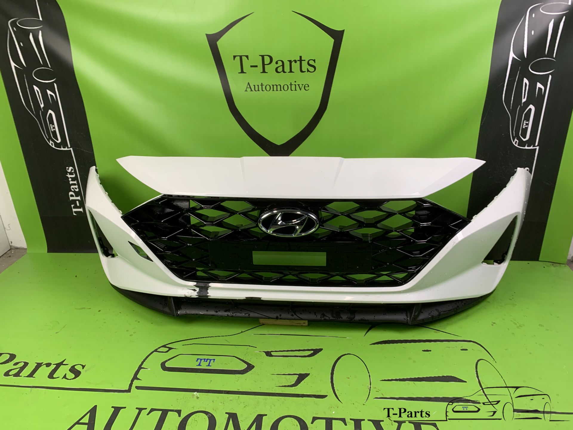 Hyundai i20 voorbumper 86511Q0000 bumper rooster grile 19+