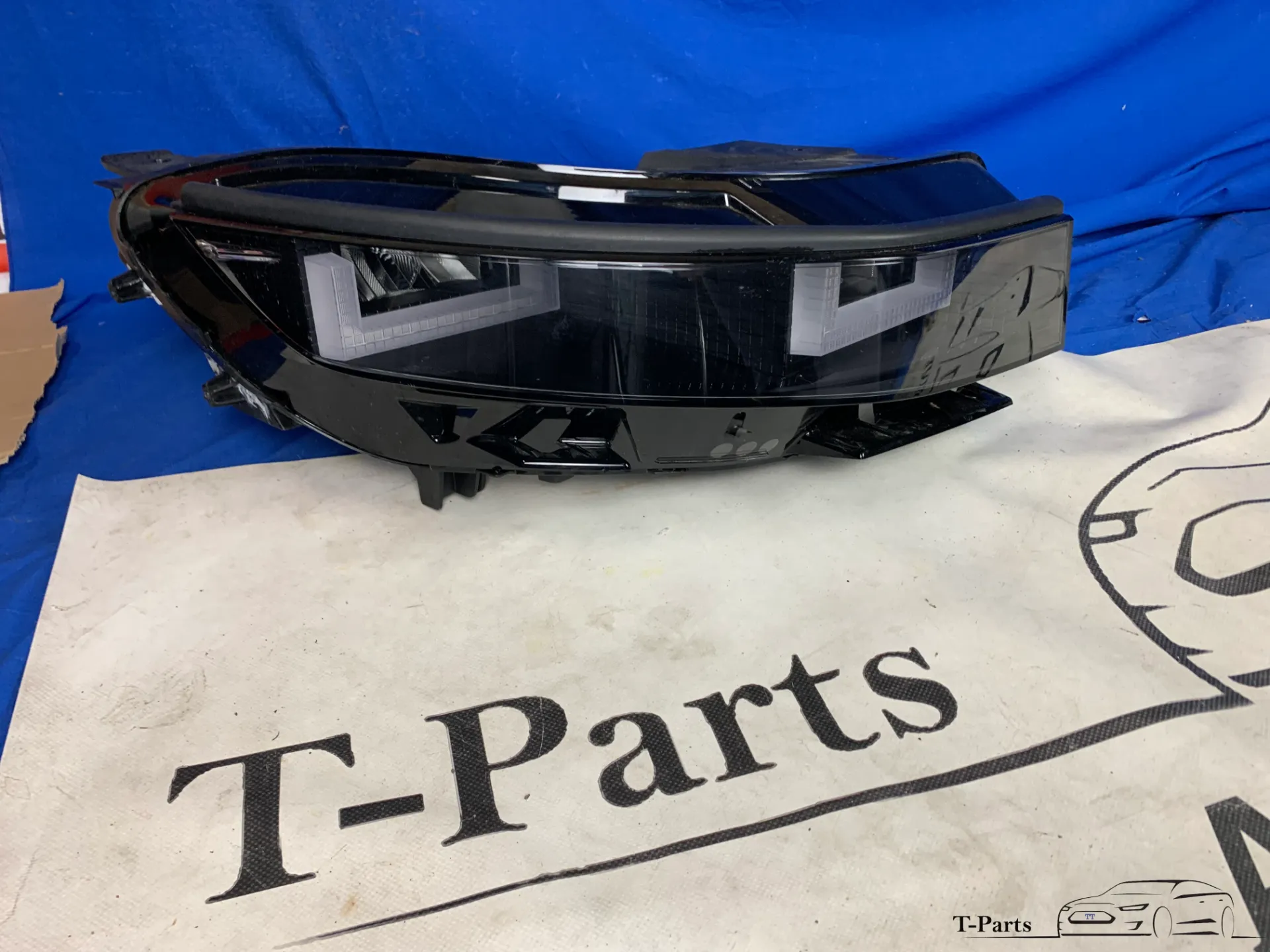 hyundai ioniq 5 koplamp rechts 92180GI000