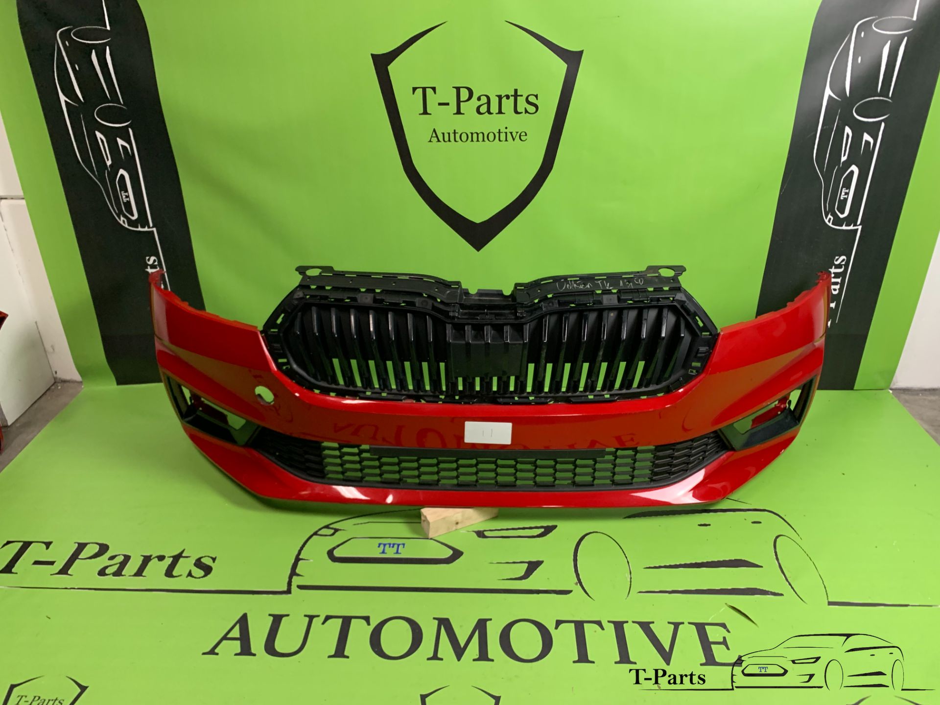 Skoda Fabia pare-chocs avant 6VA807217G grille de pare-chocs 21+