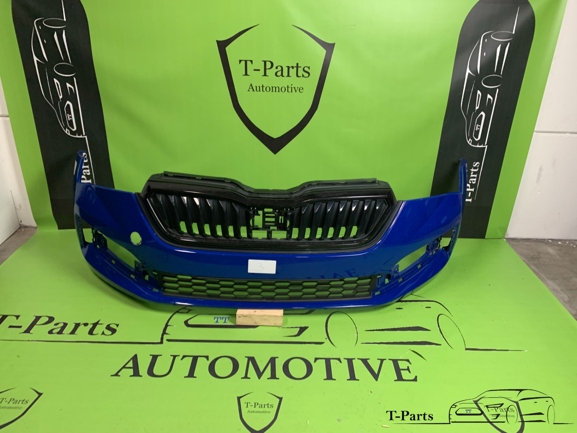 Skoda scala front bumper 657807217 bumper grille grille 21+