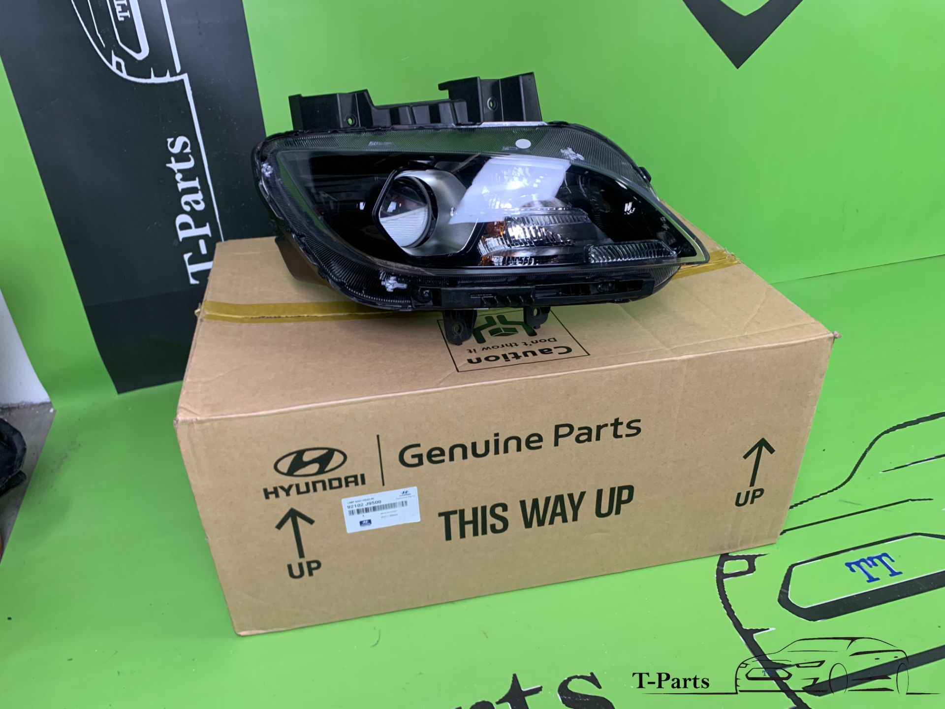 hyundai kona rechts koplamp 92102 J9500 led 92102J9500