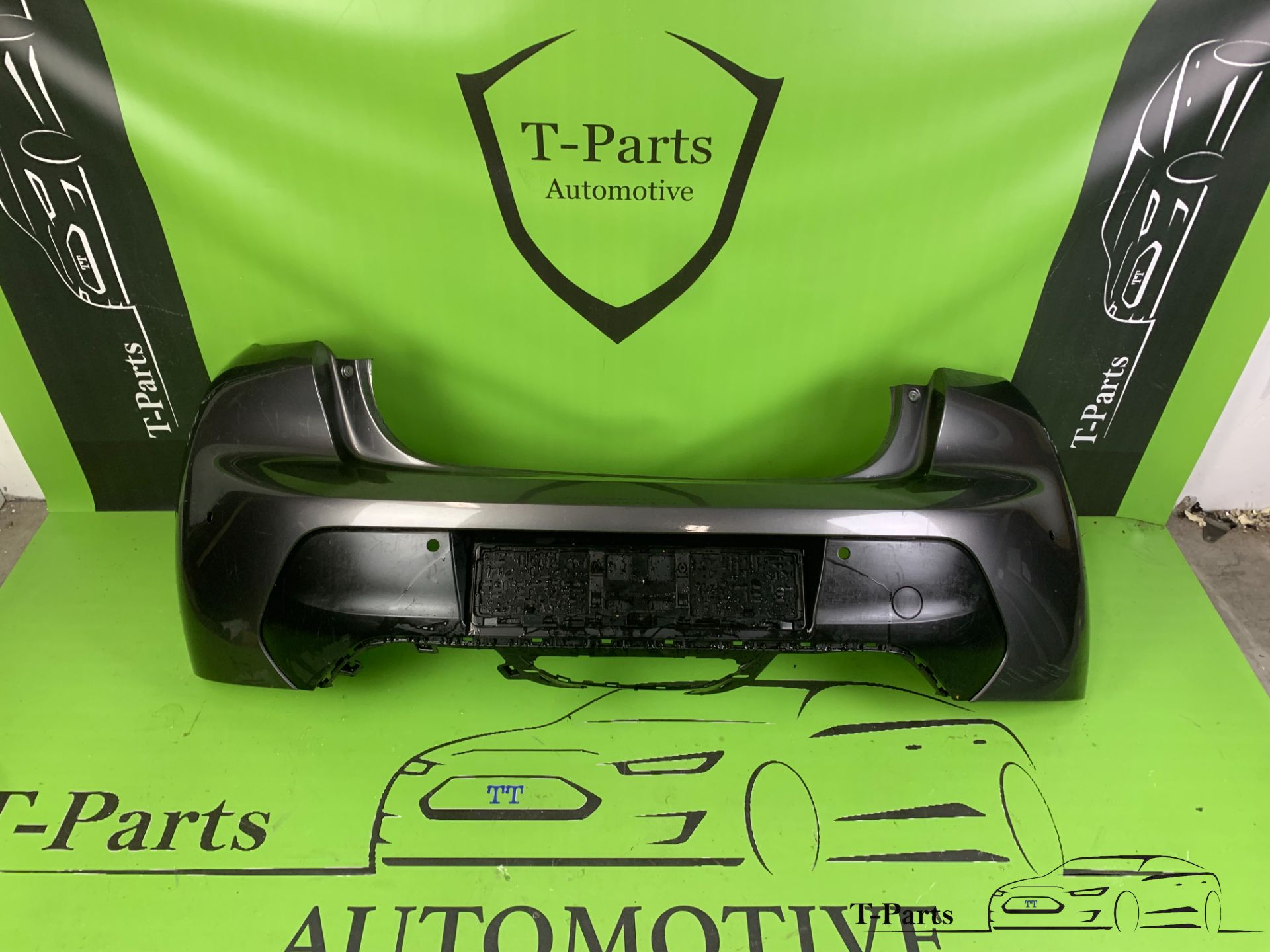 peugeot 208 achterbumper bumper 4X pdc