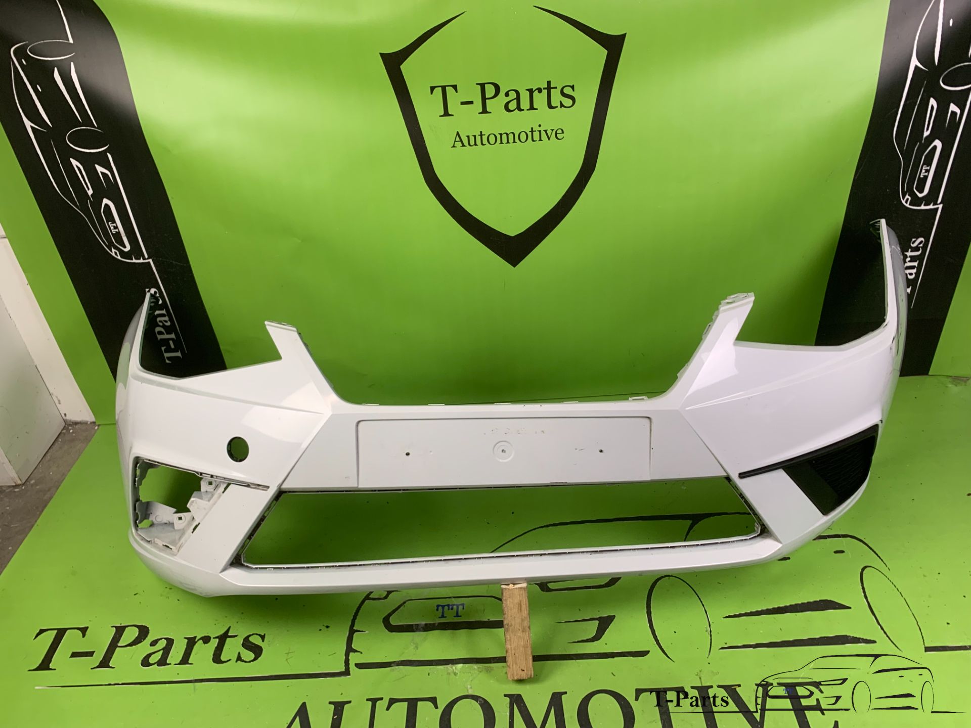 seat ibiza 6f front bumper bumper 17+