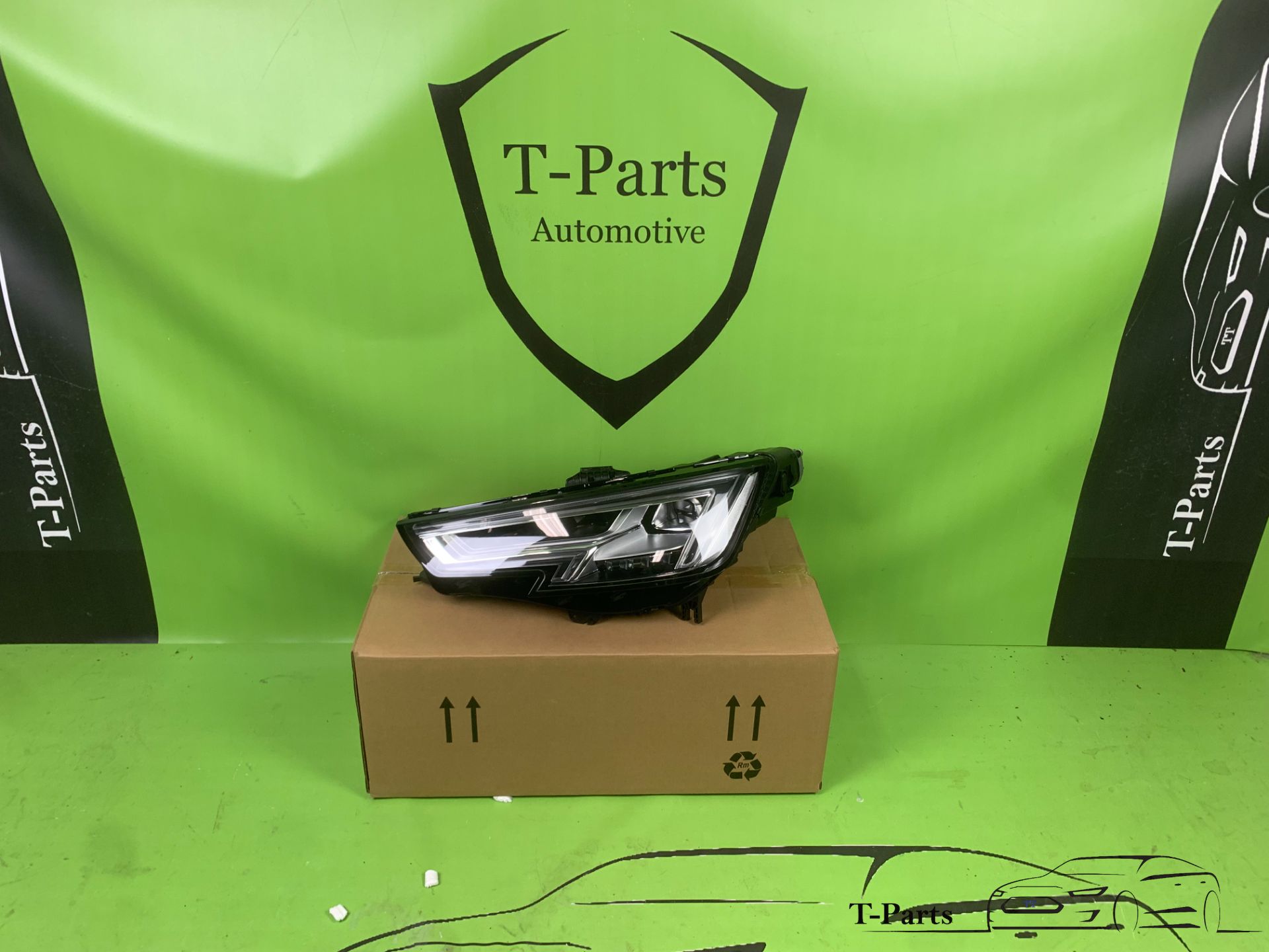 Audi A4 koplamp links --NIEUW-- 8W0941033 lamp