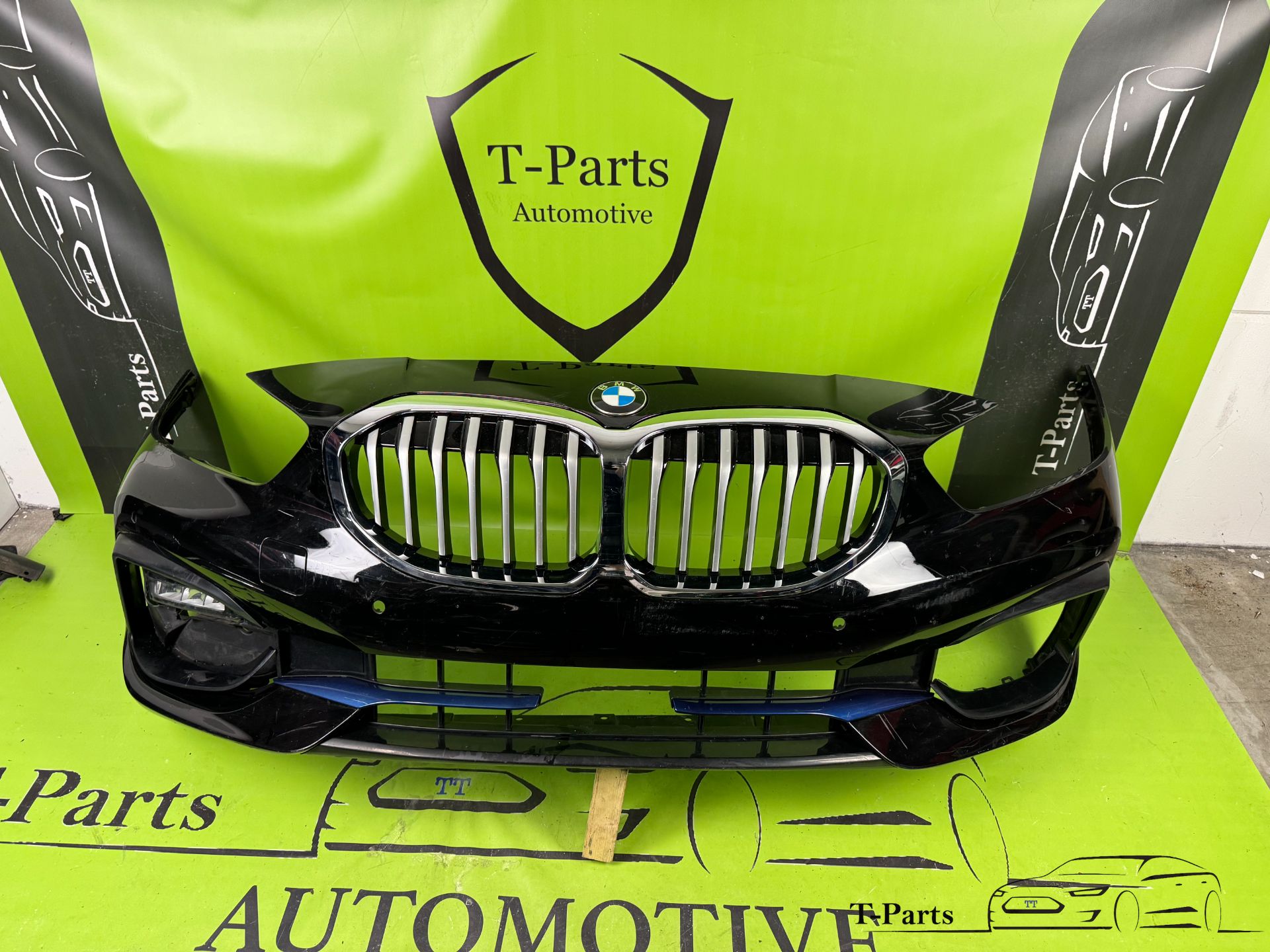 bmw 1 serie F40 voorbumper bumper grille rooster