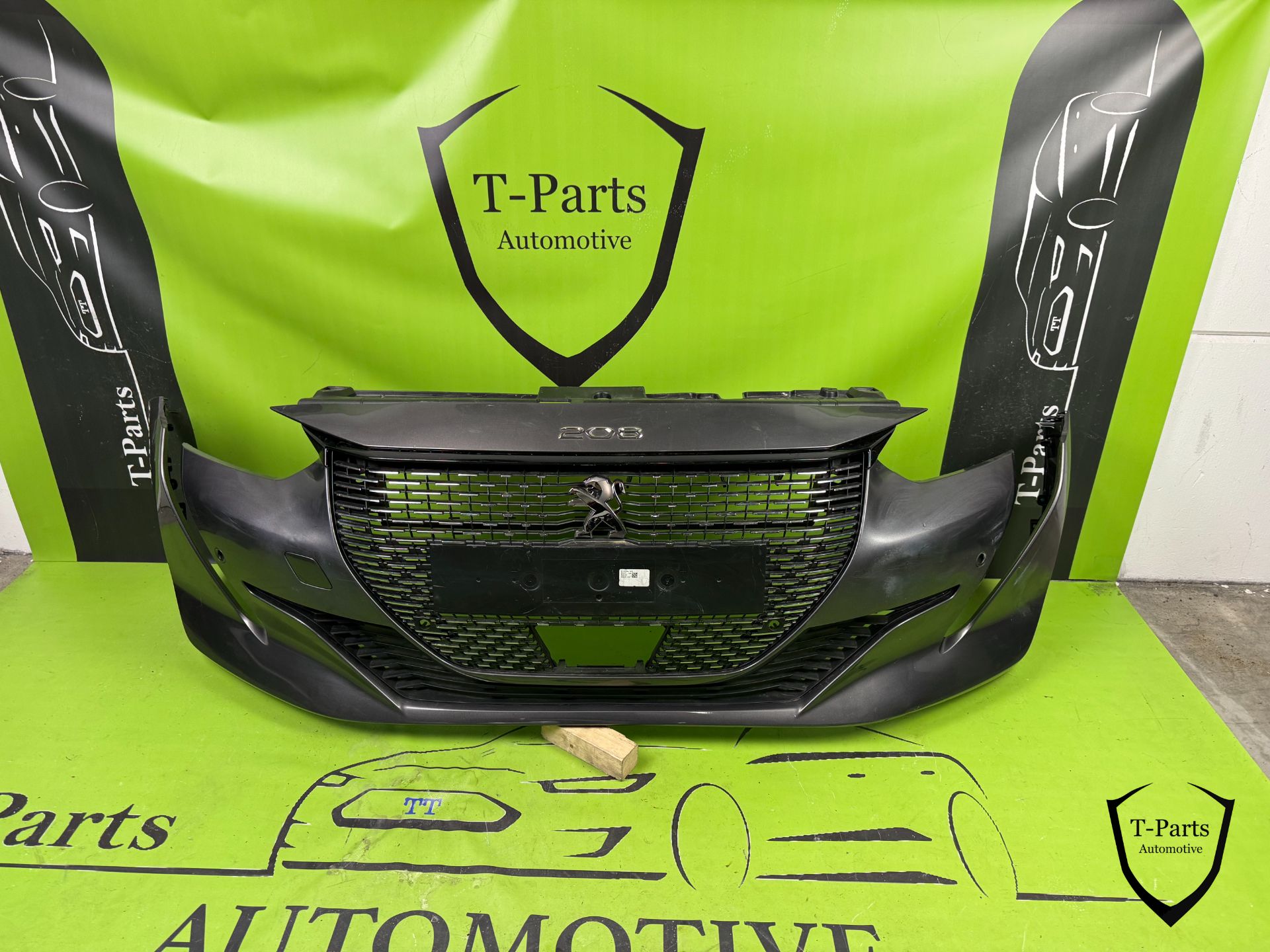 peugeot 208 GT live voorbumper 4x pdc bumper 19+