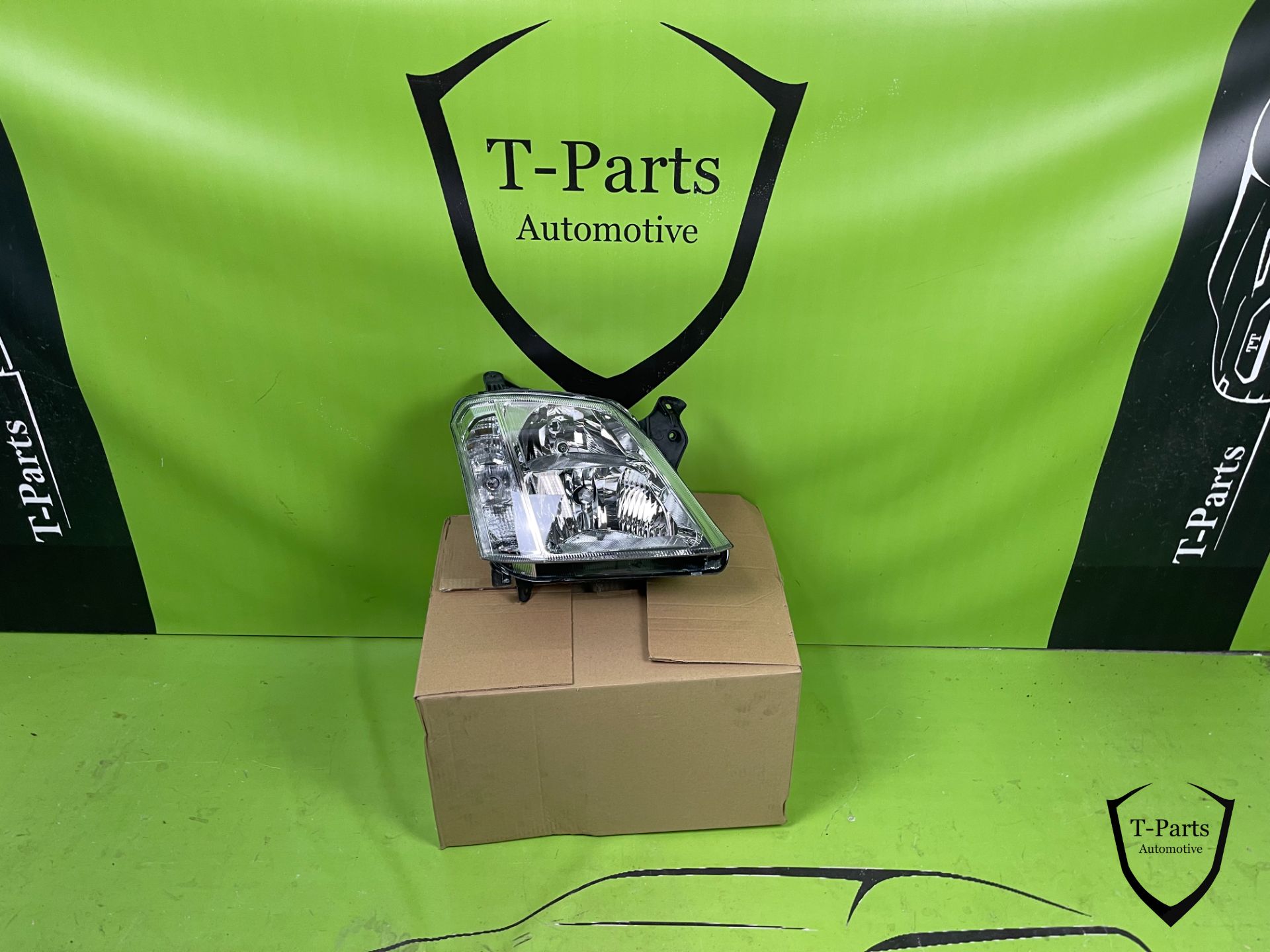 opel mariva koplamp 93175365 rechts nieuw lampv 03-10